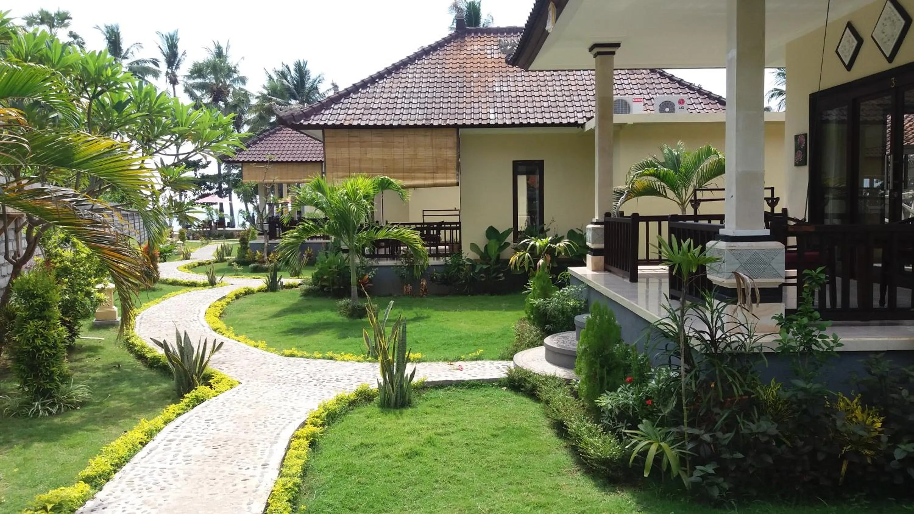 Property building in Bintang Beach Villa