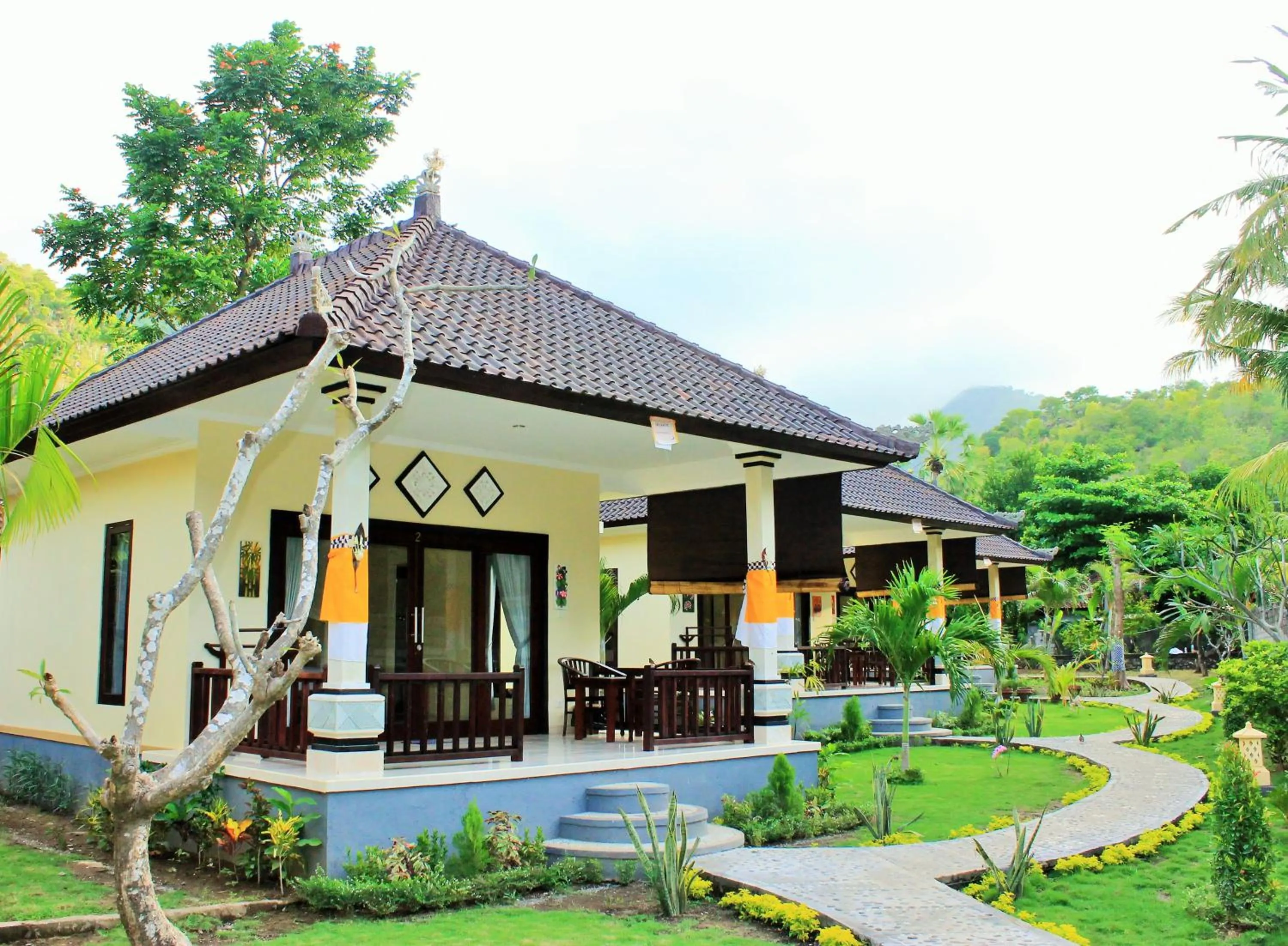 Property building in Bintang Beach Villa