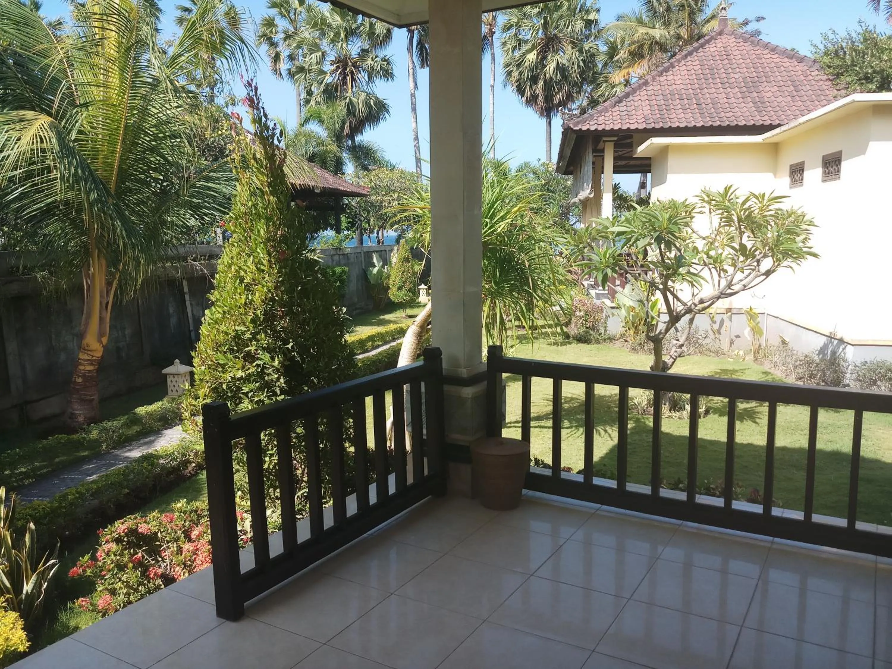 Balcony/Terrace in Bintang Beach Villa
