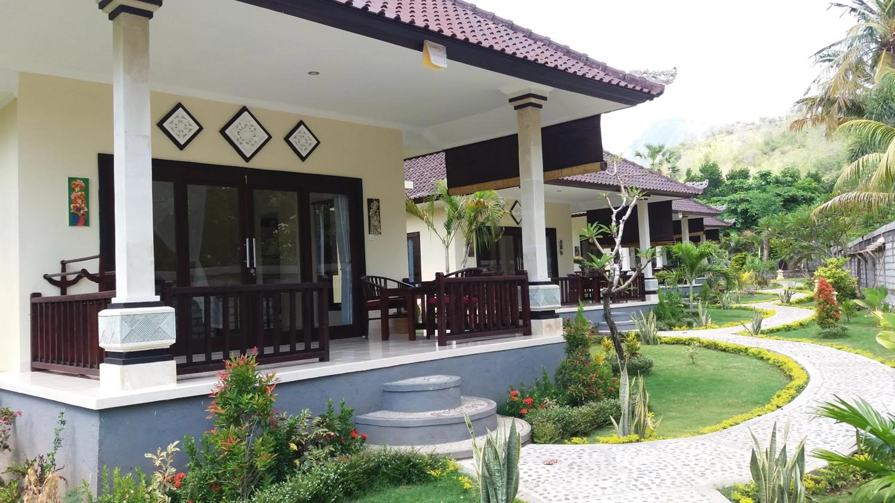 Garden in Bintang Beach Villa