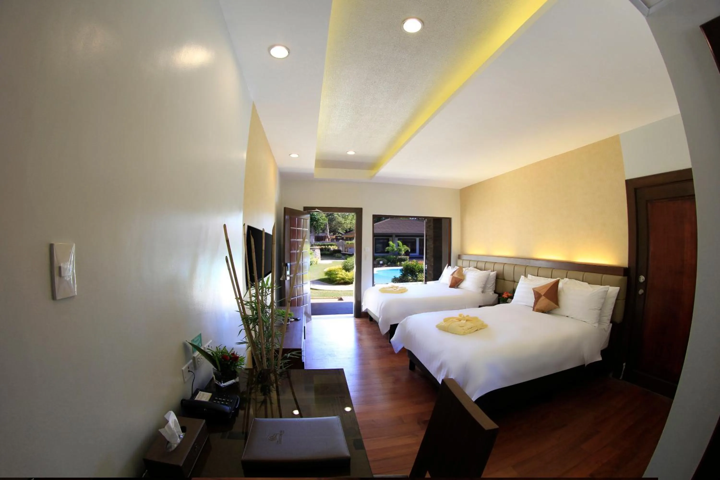 Photo of the whole room, Bed in Coron Soleil Garden Resort