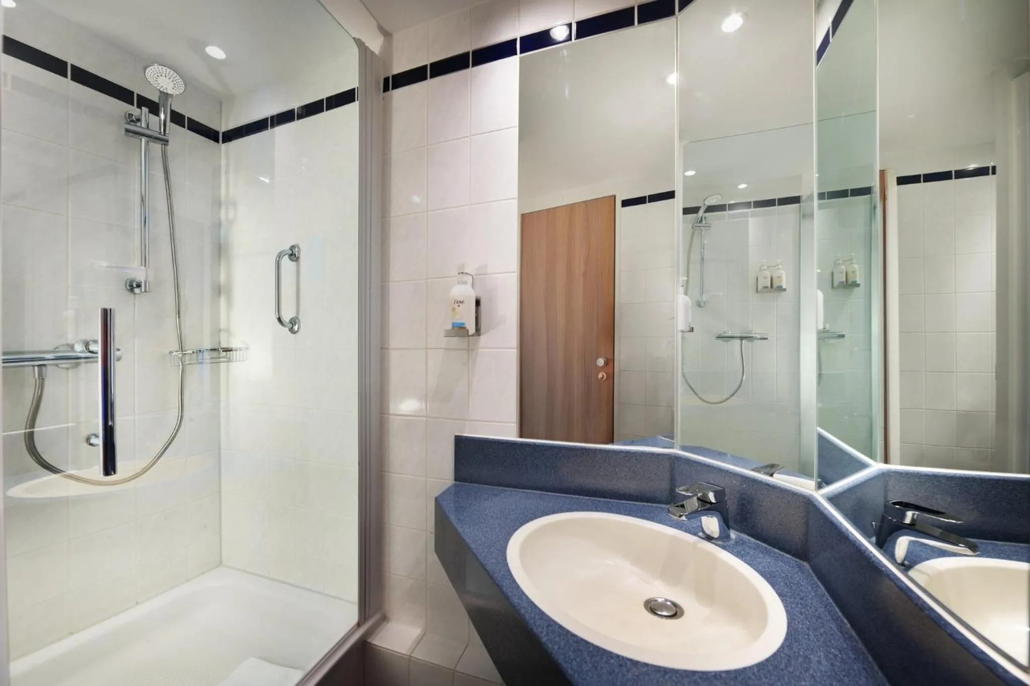 Bathroom in Holiday Inn Express Hasselt by IHG