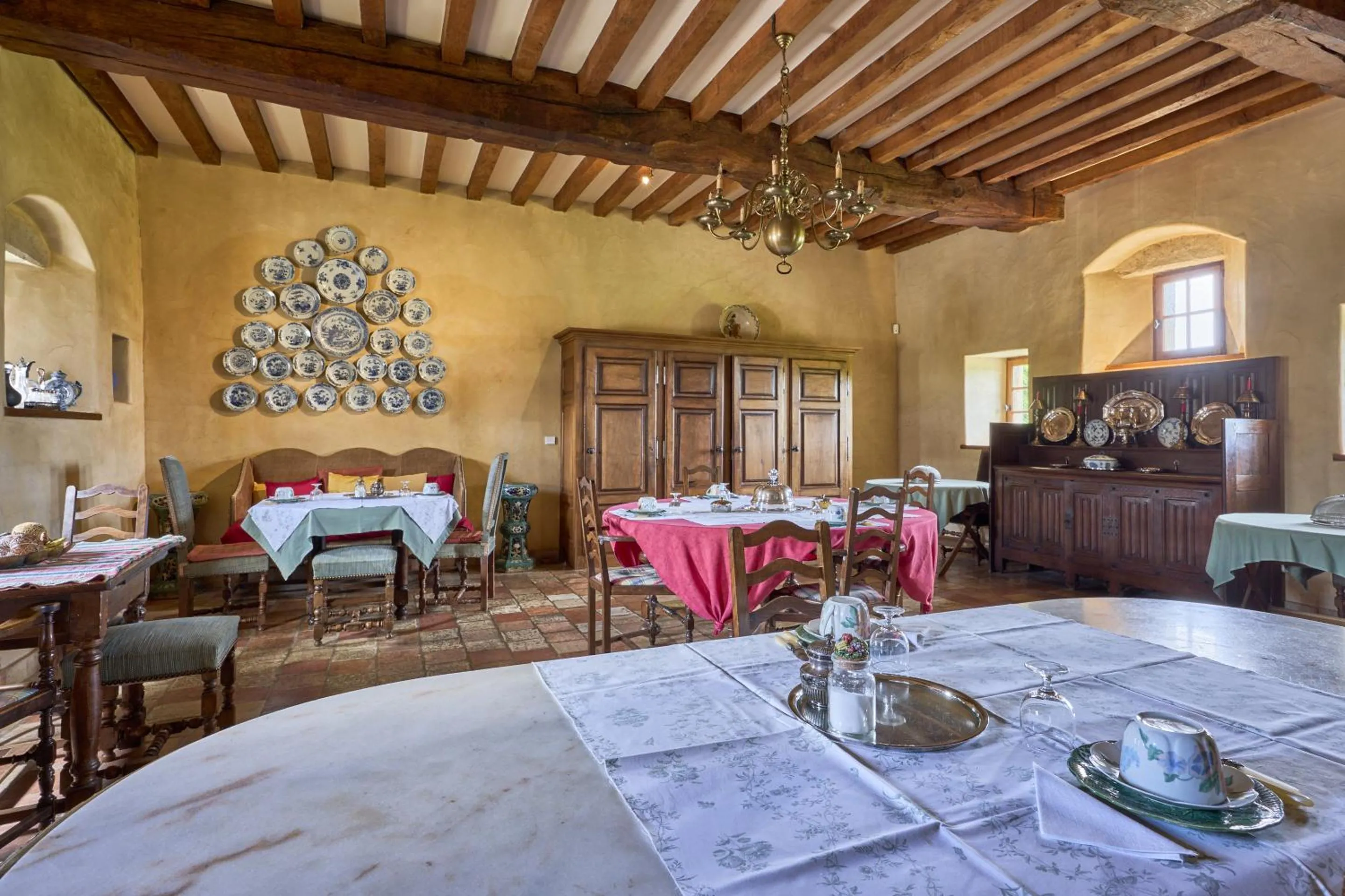 Dining area in MANOIR du QUESNAY