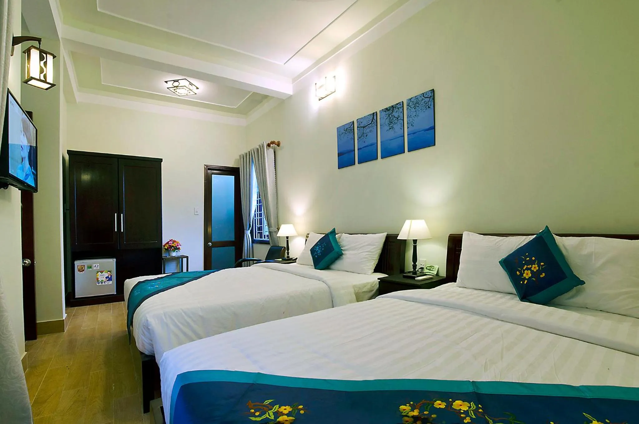 Photo of the whole room, Bed in An Hoi Town Homestay