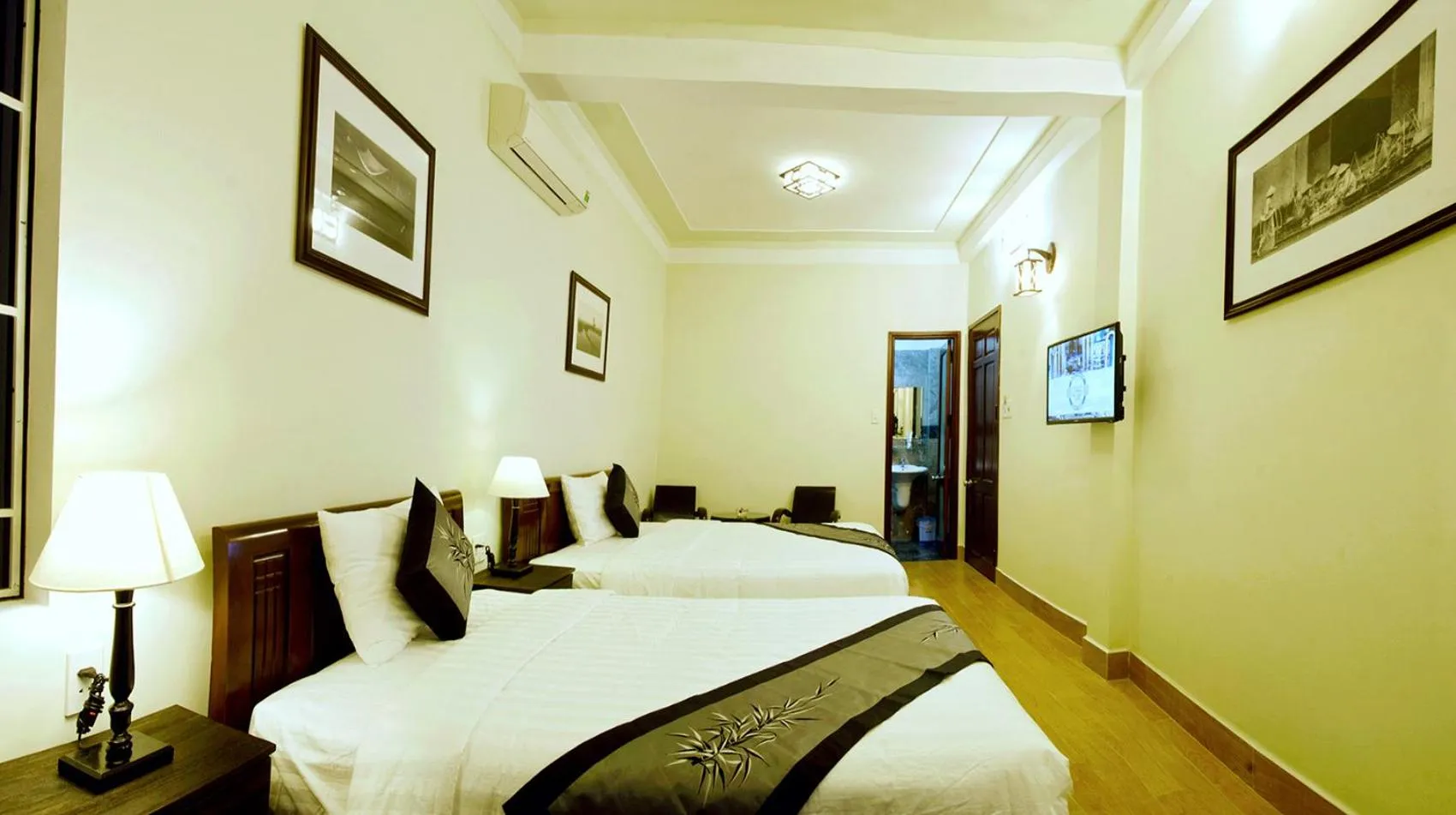 Bedroom, Bed in An Hoi Town Homestay