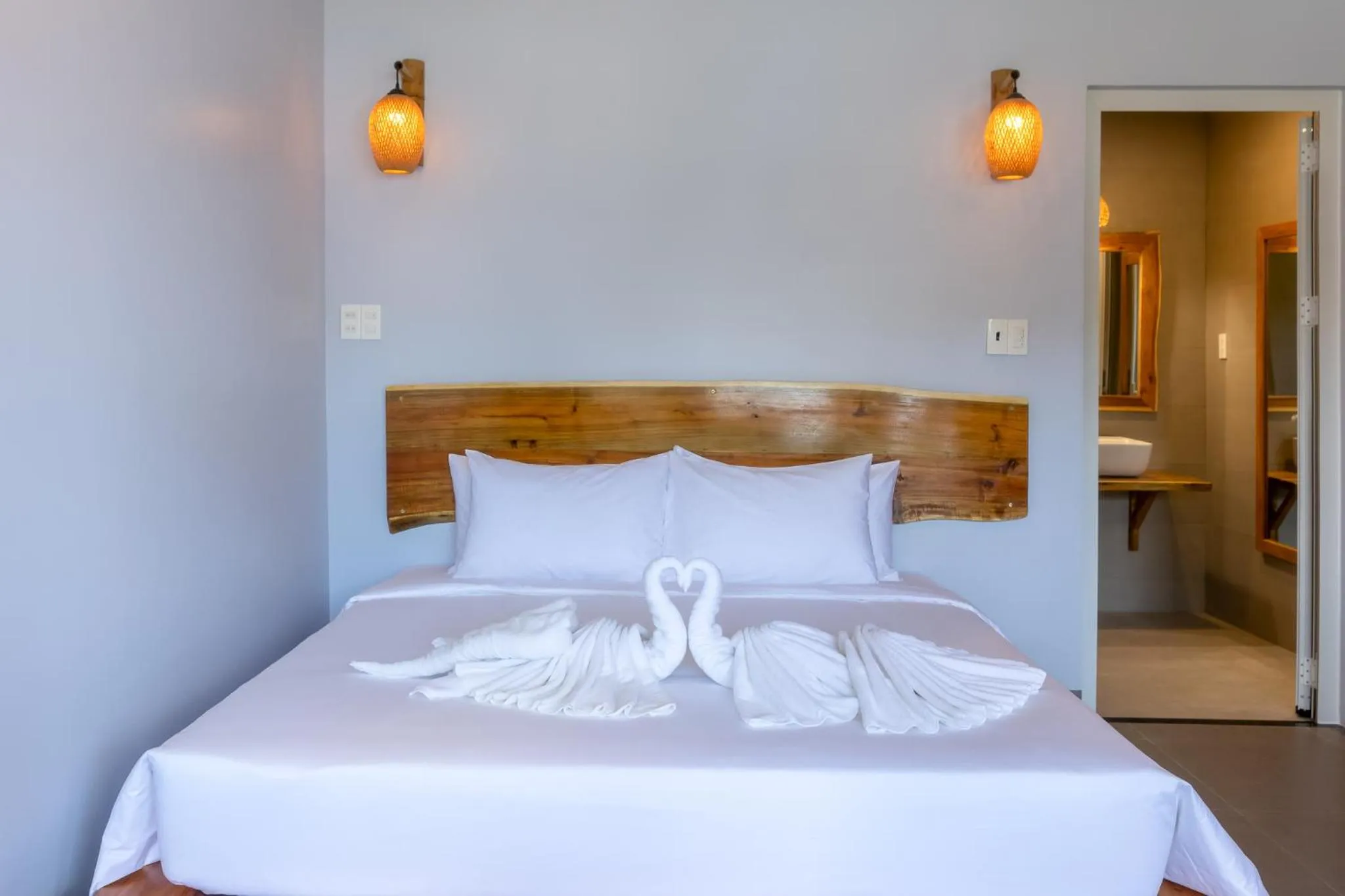 Photo of the whole room, Bed in Cosian Bay Phu Quoc Resort