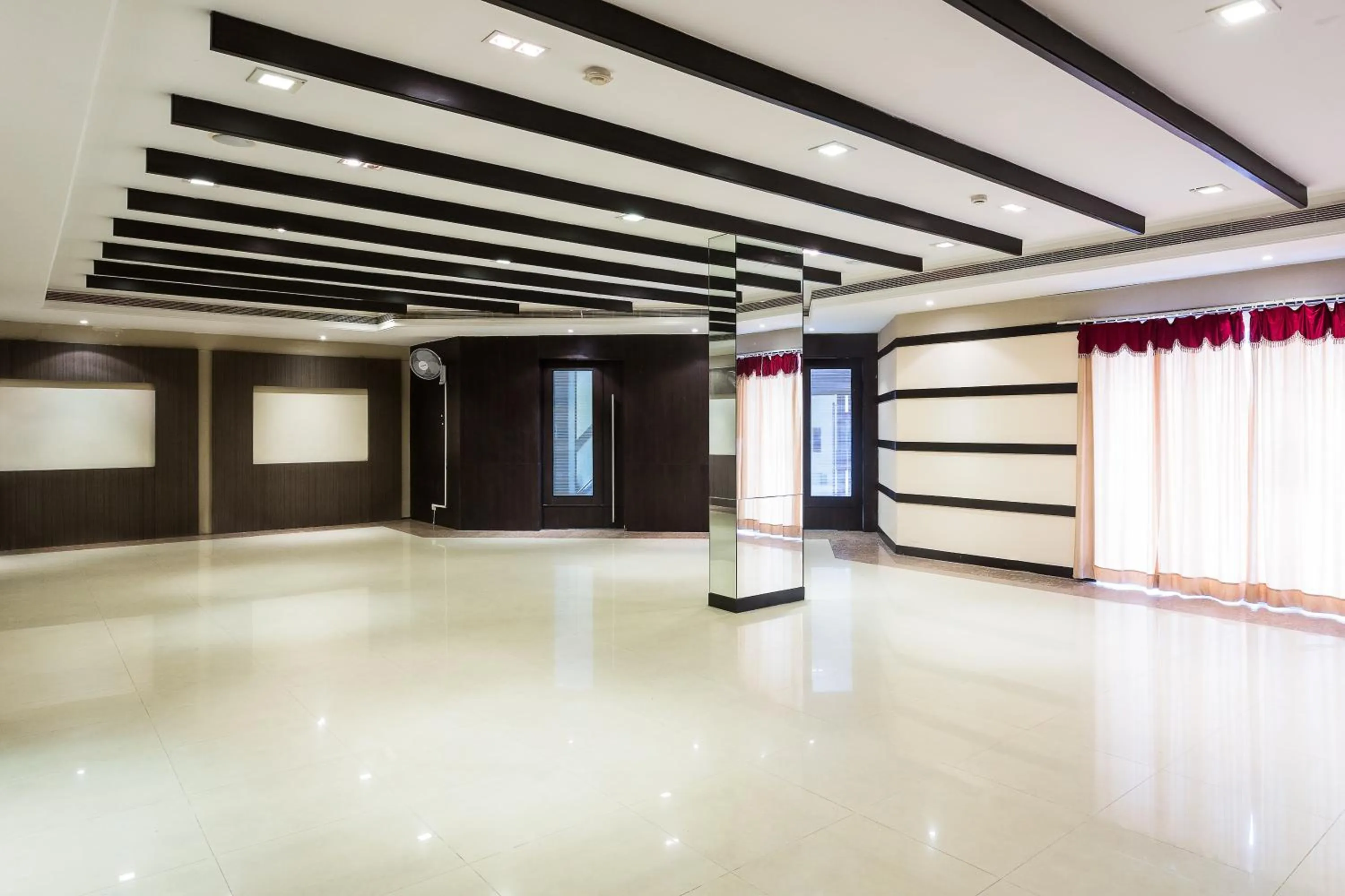 Lobby or reception in Treebo Fort Club