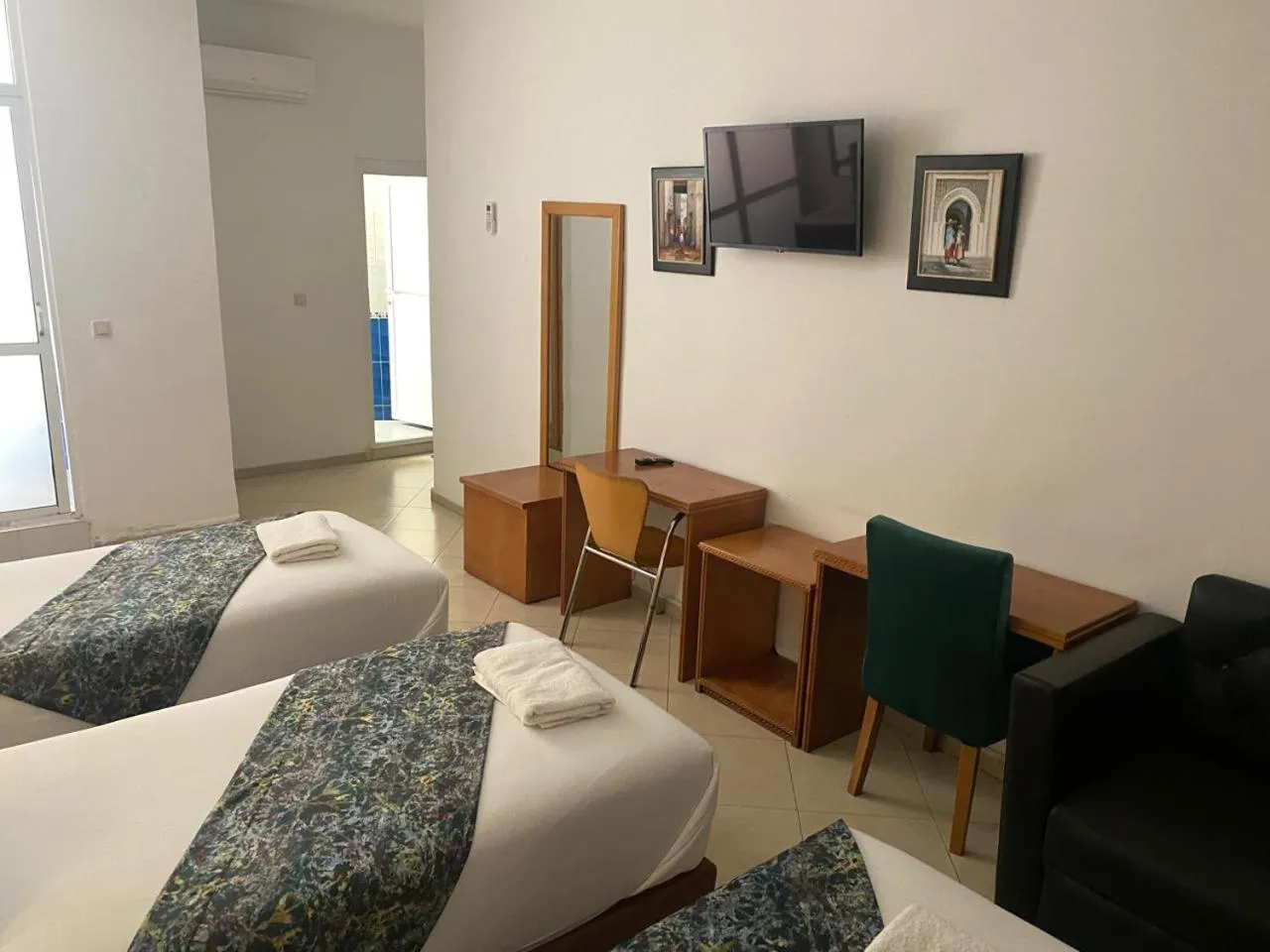 Bedroom, Bed in Hotel Miramar