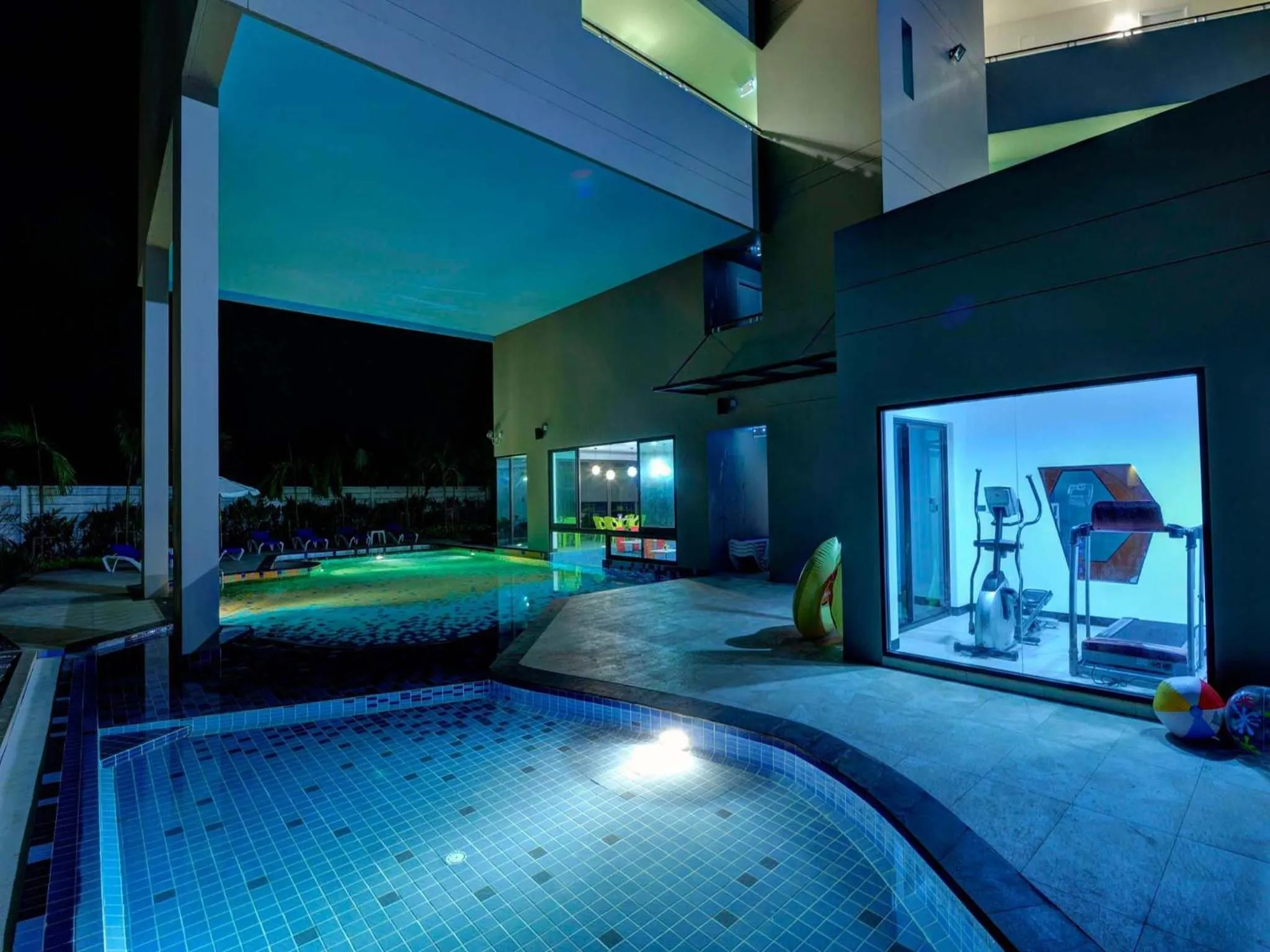 Swimming pool in Splendid Hotel @ Khaoyai