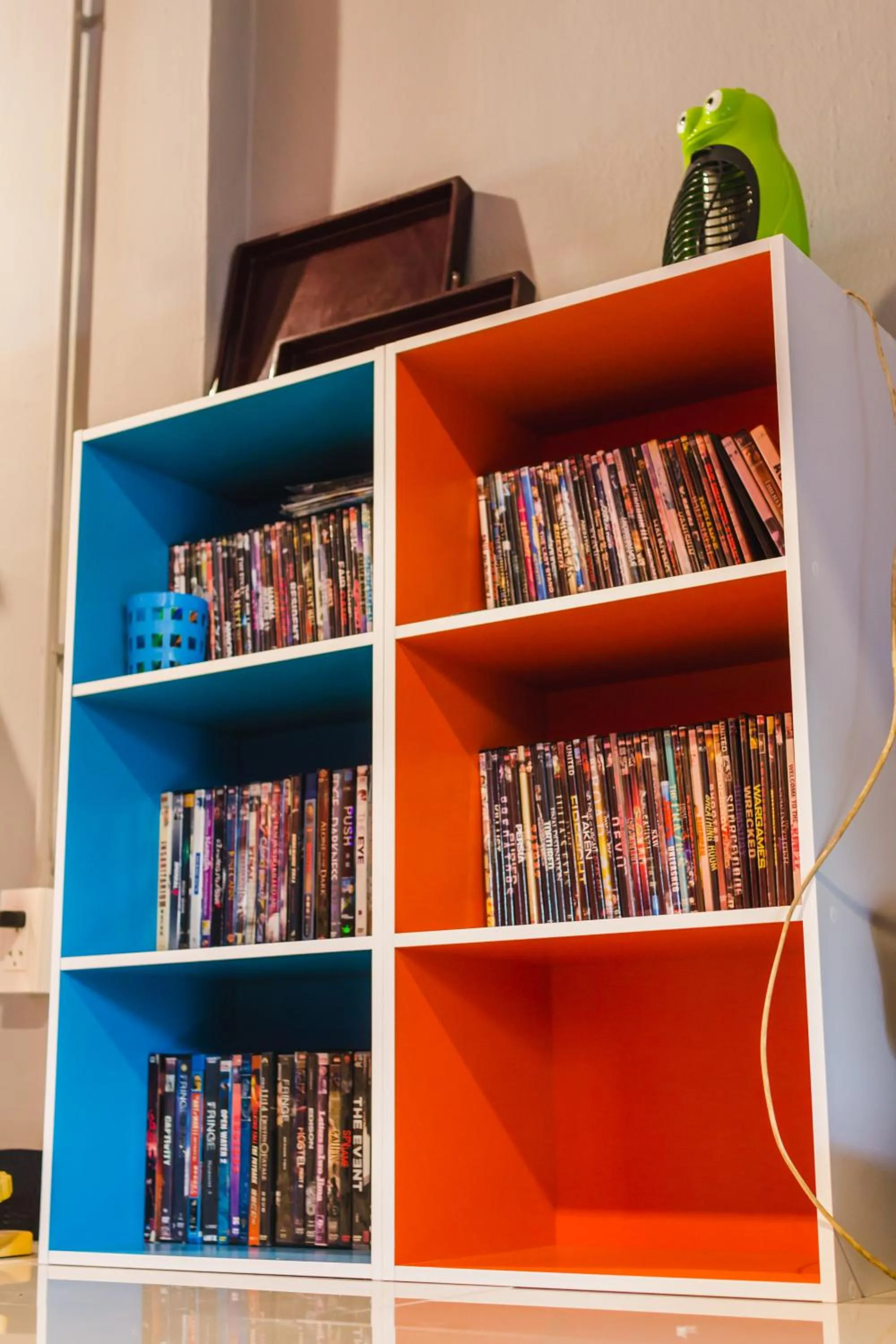 Property building in Chez Pom