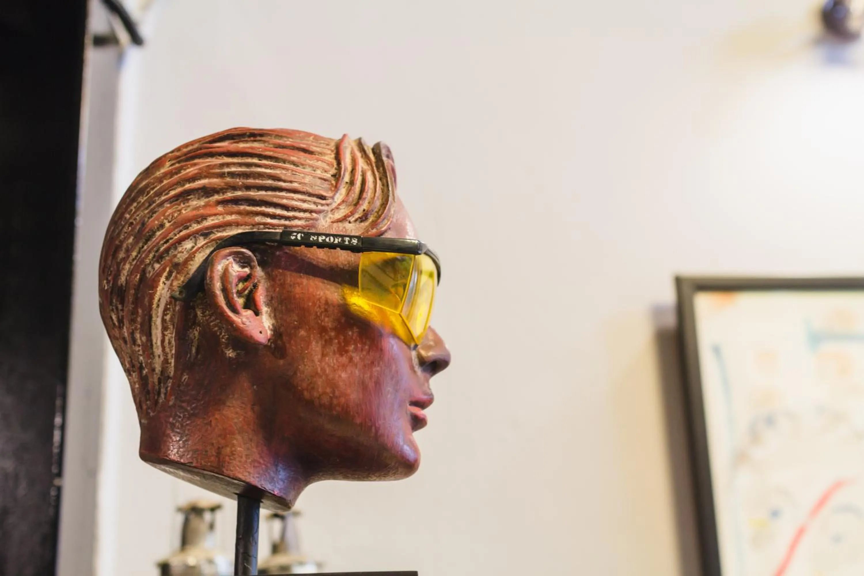 Decorative detail in Chez Pom