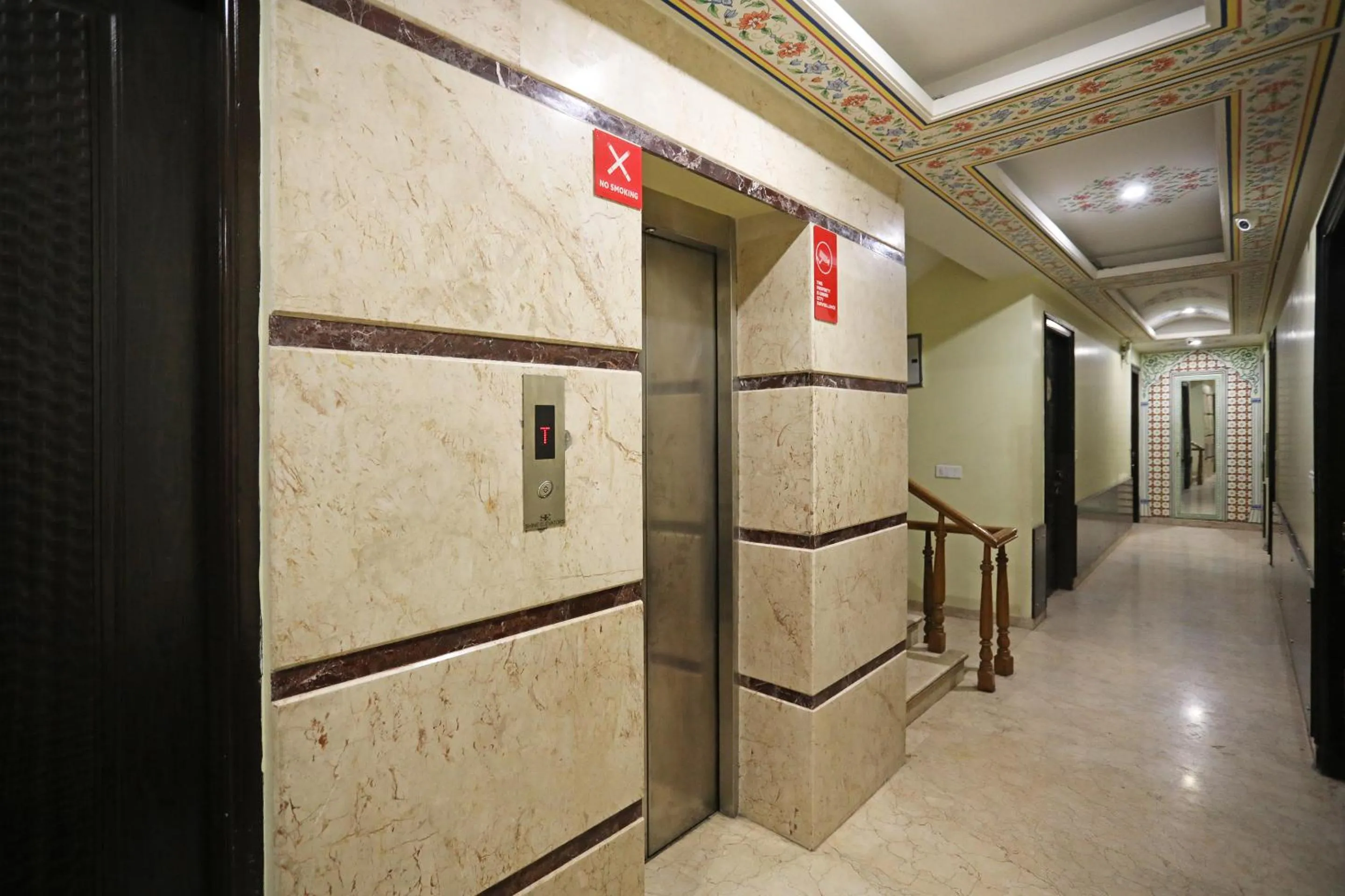 Hotel Grande Residency