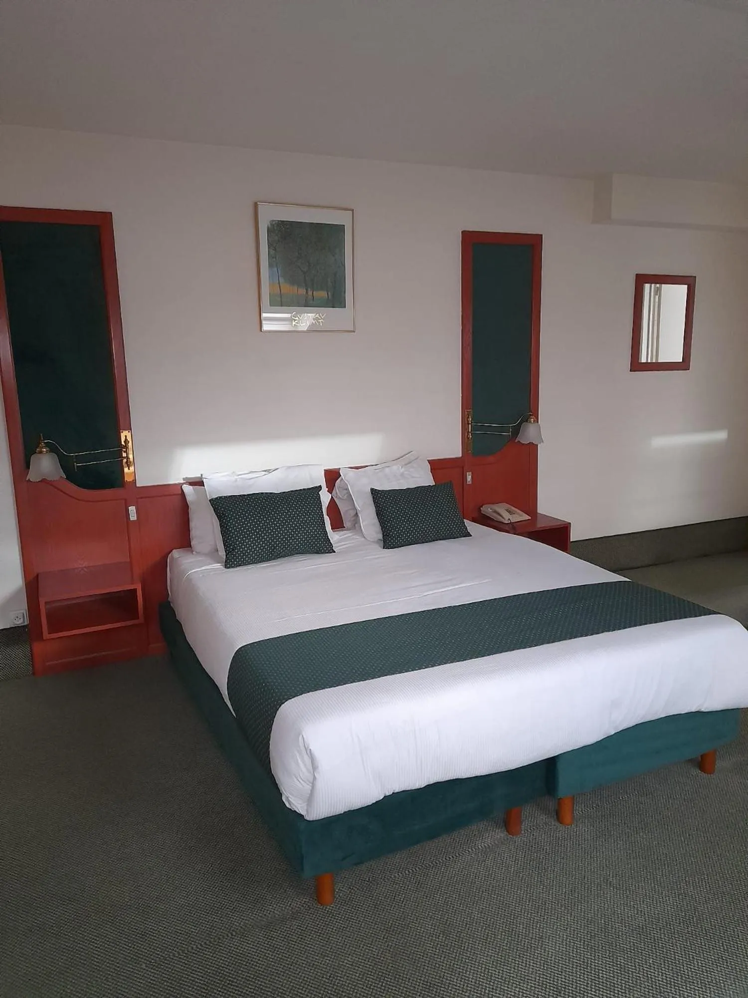 Bed in Hotel Le Dome