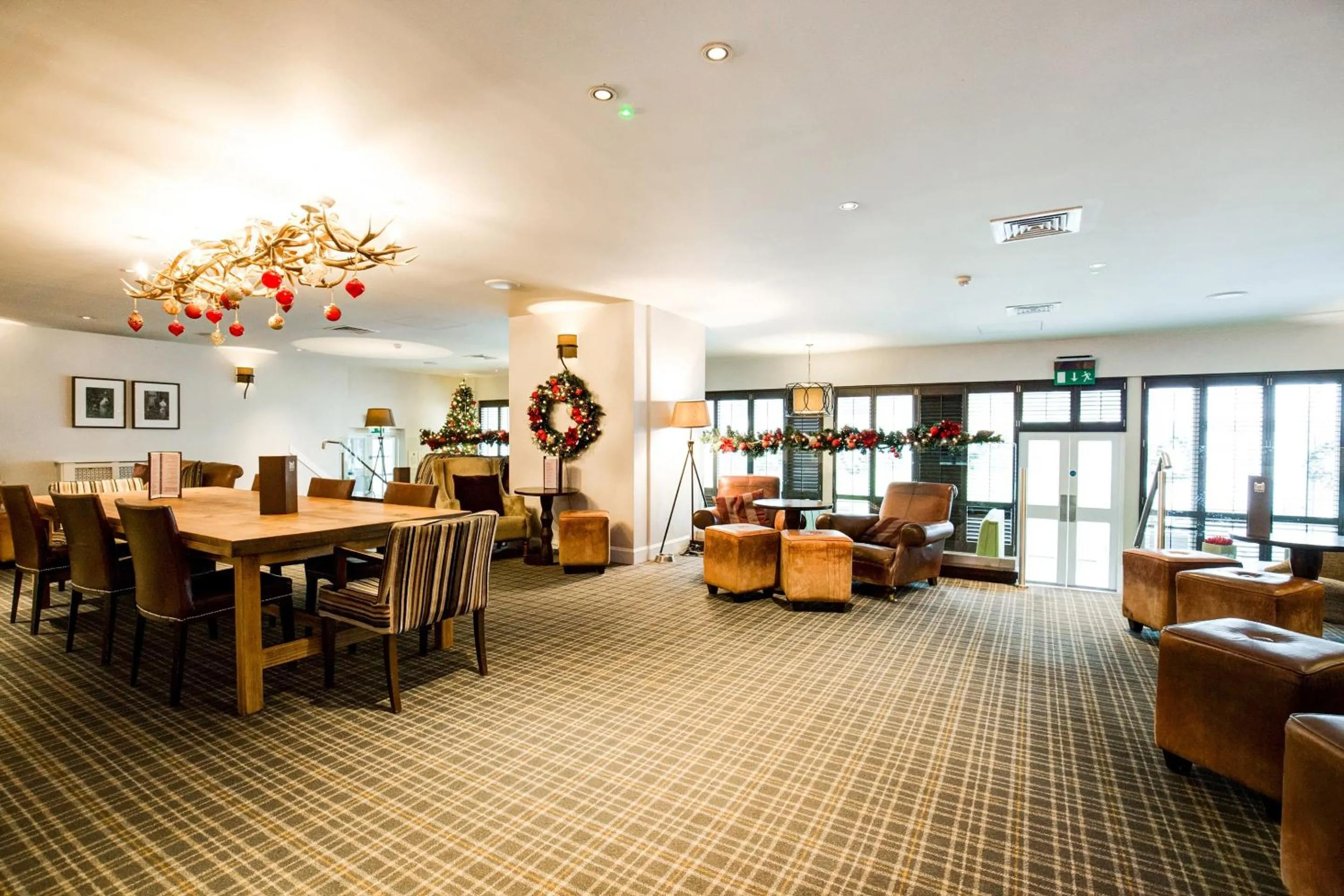 Lounge or bar in Barony Castle Hotel