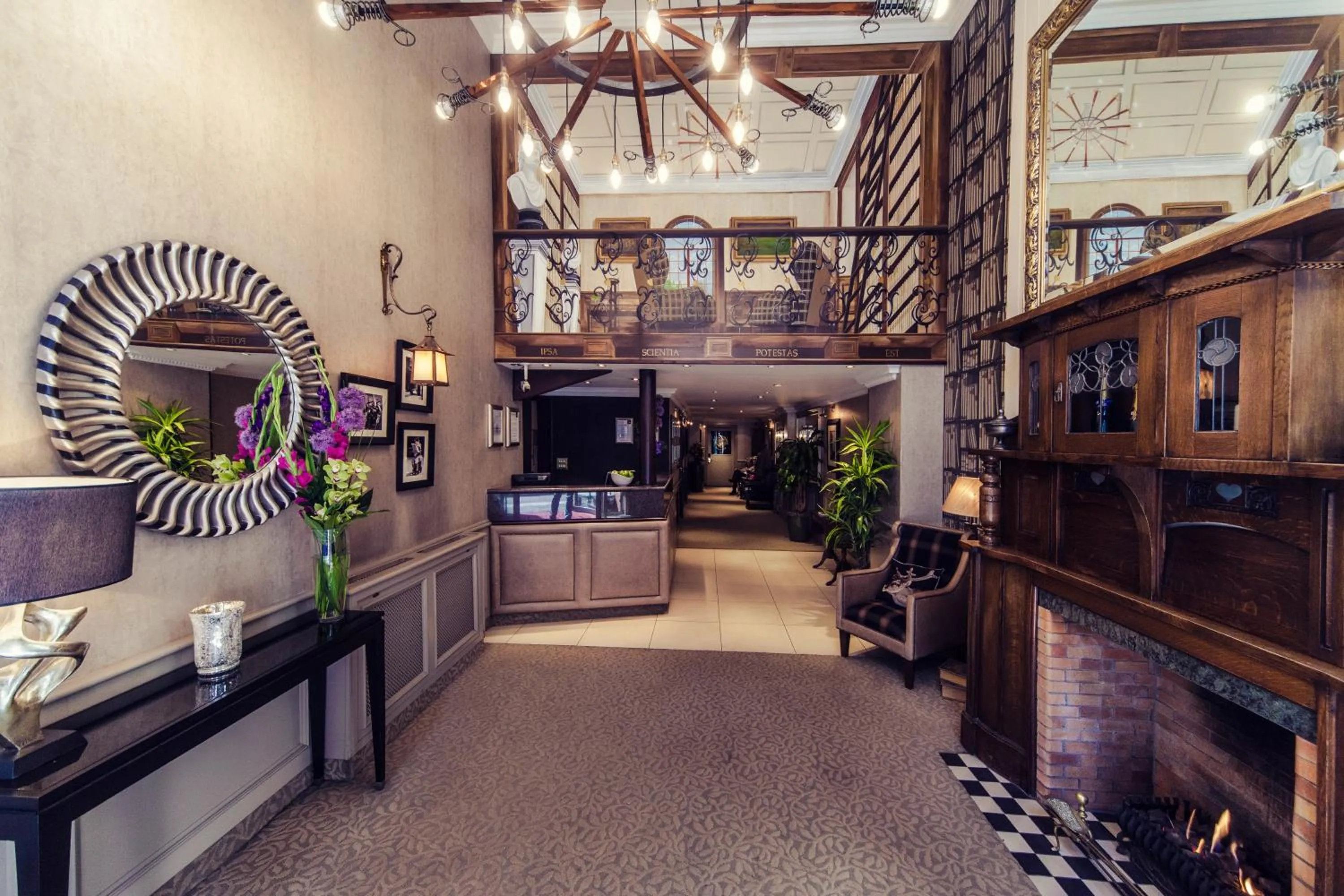 Lobby or reception in Carlton George Hotel