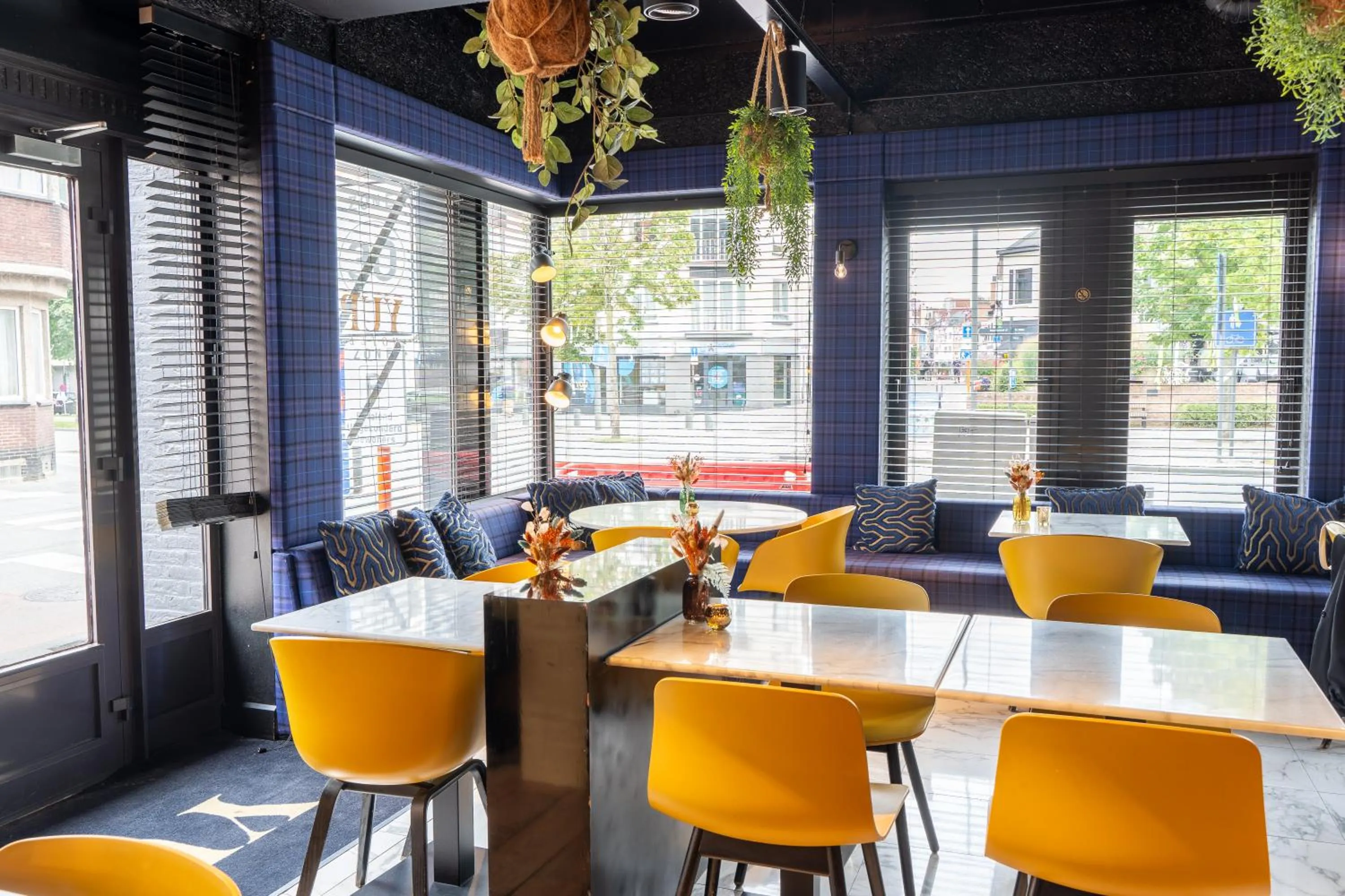 Lounge or bar in YUP Hotel