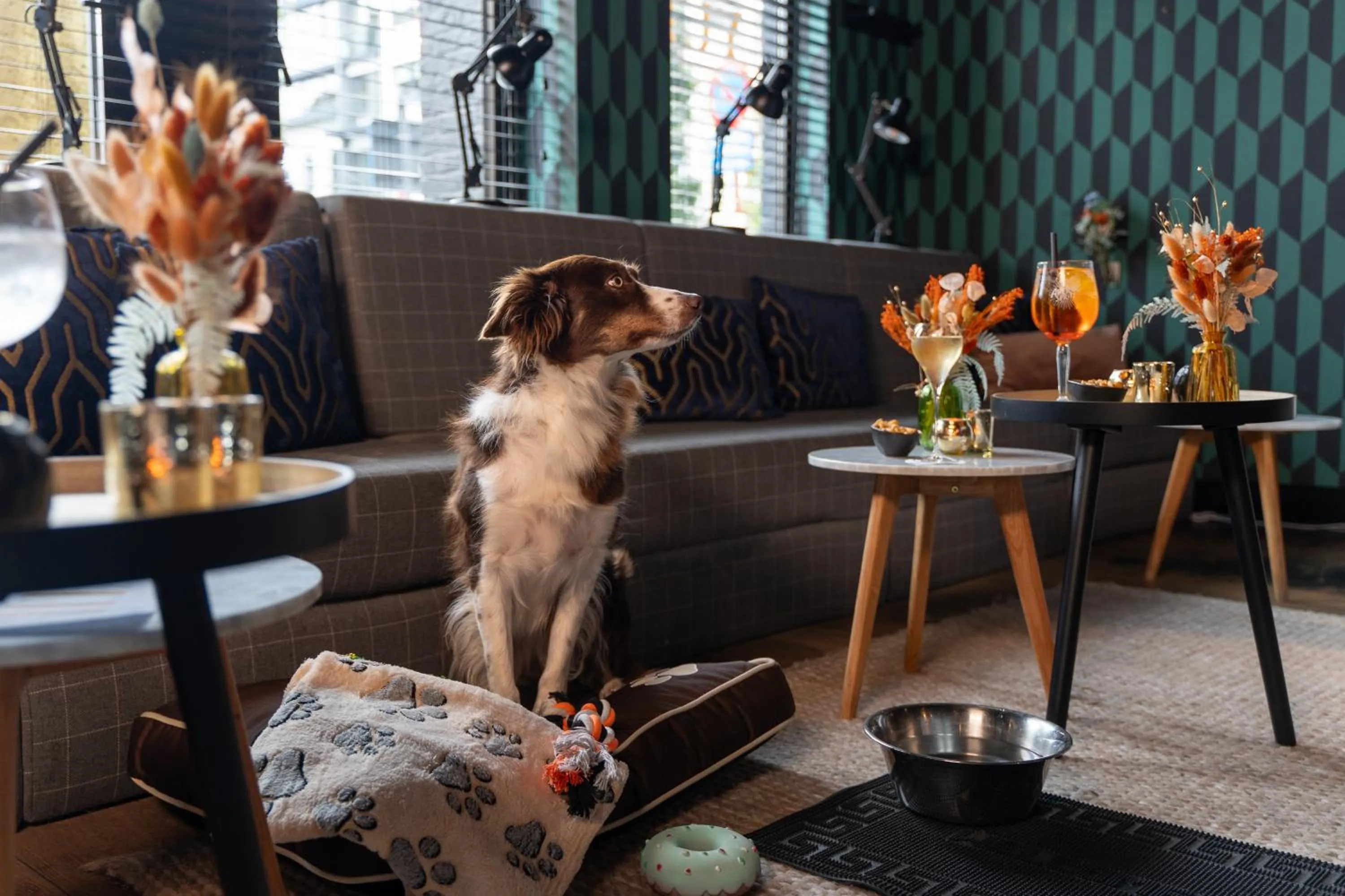 Lobby or reception in YUP Hotel