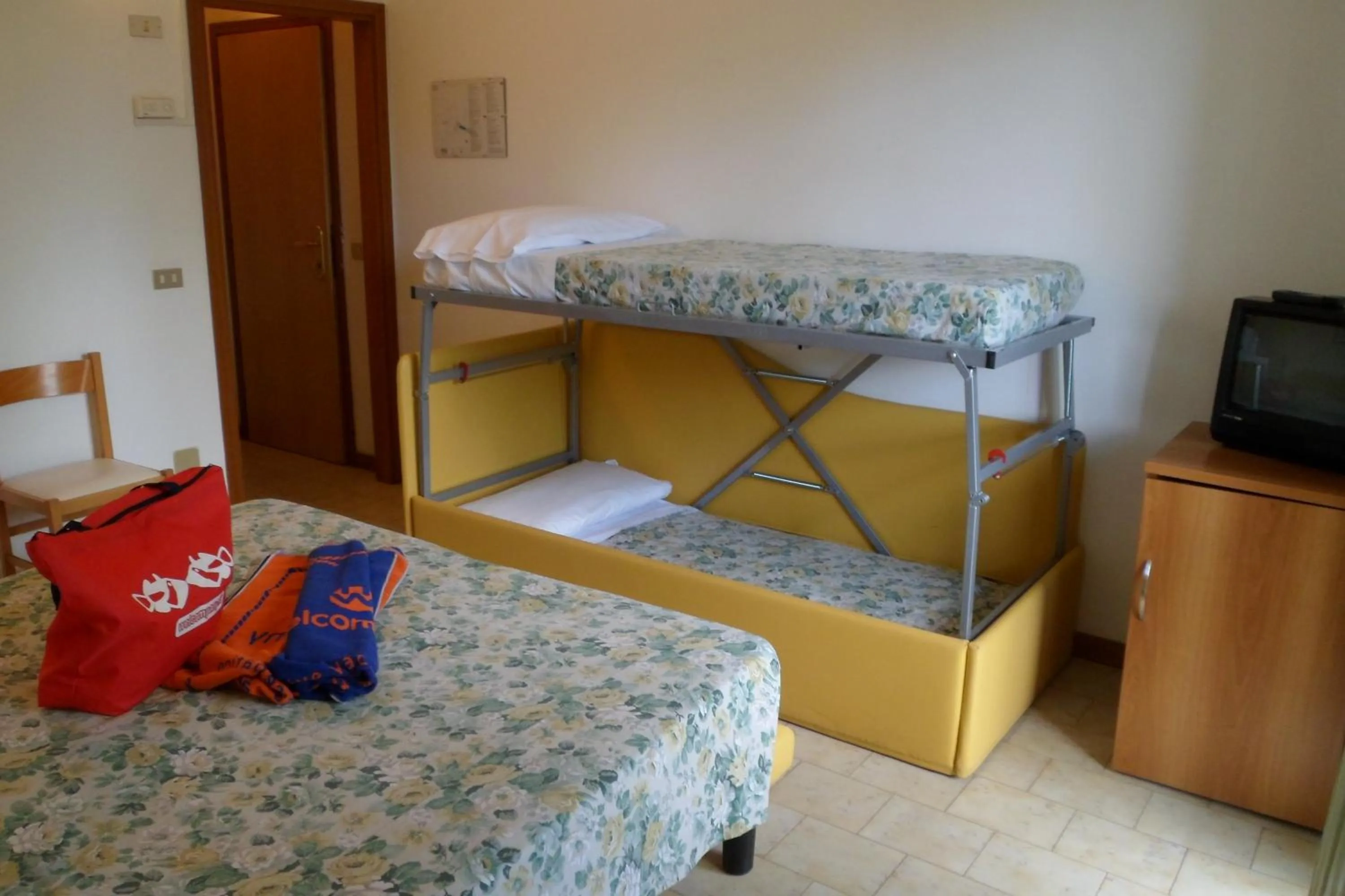 Photo of the whole room, Bed in B&B Domus Mea