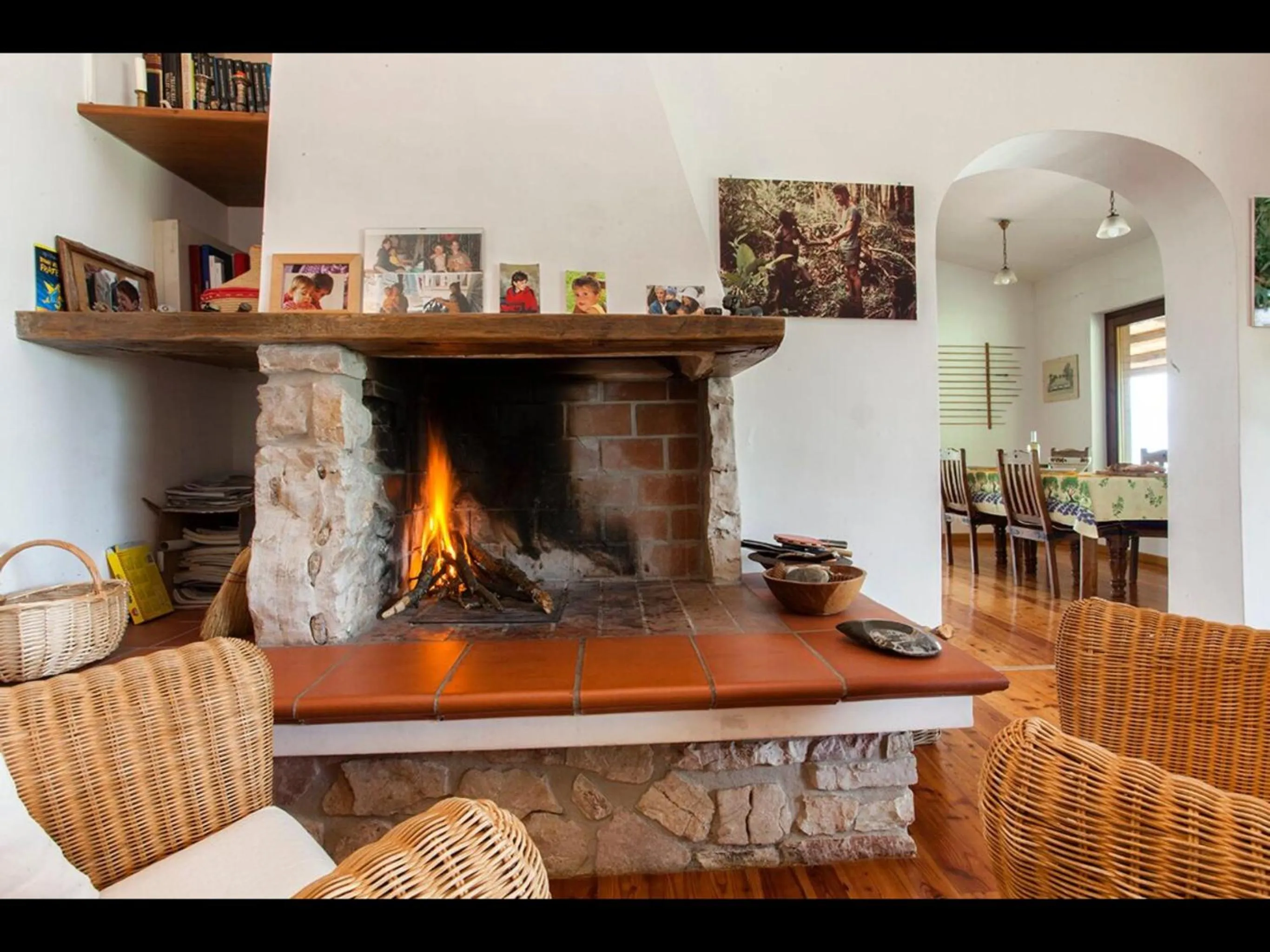 Communal lounge/ TV room in B&B da Odila