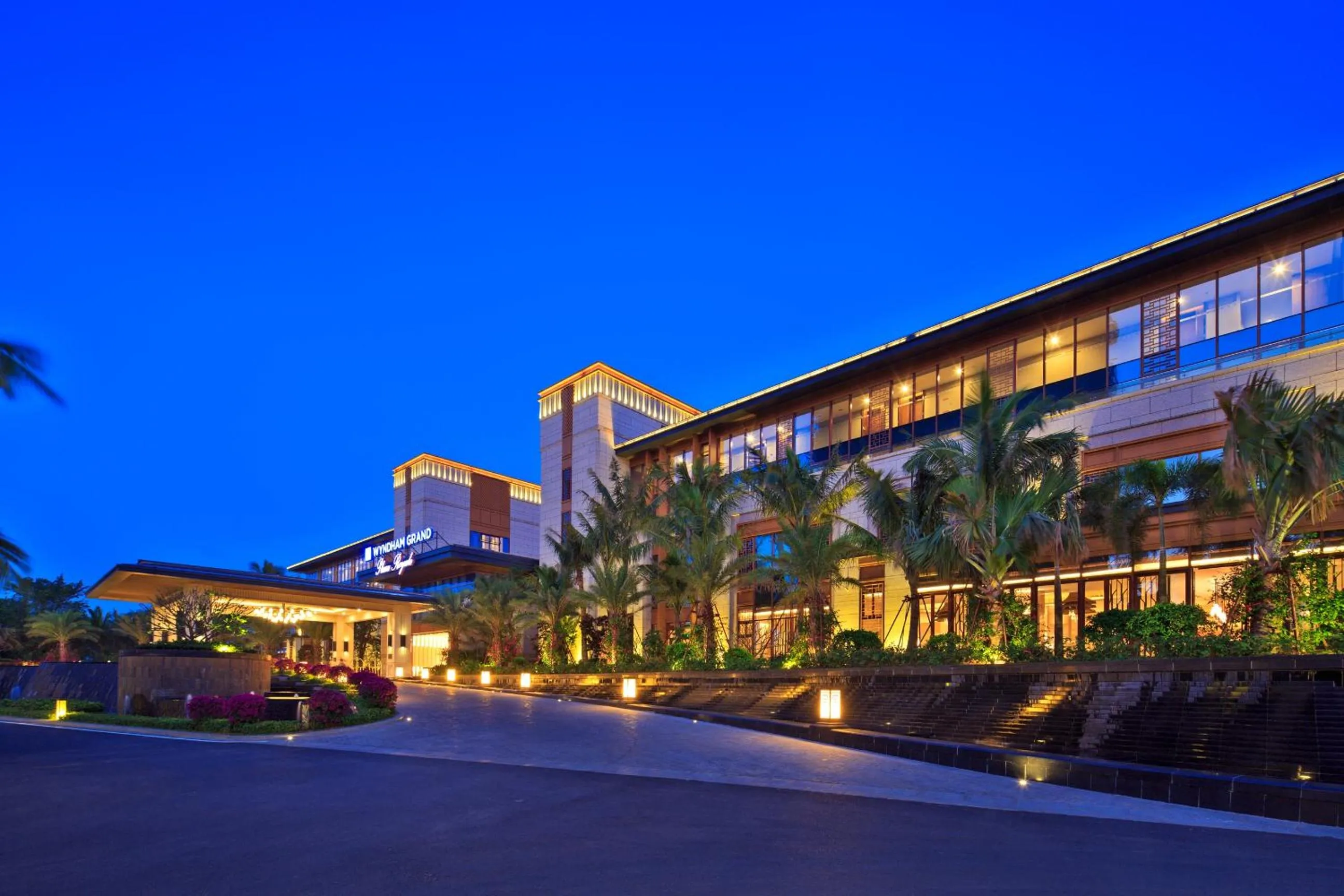 Property building in Wyndham Grand Plaza Royale Wenchang