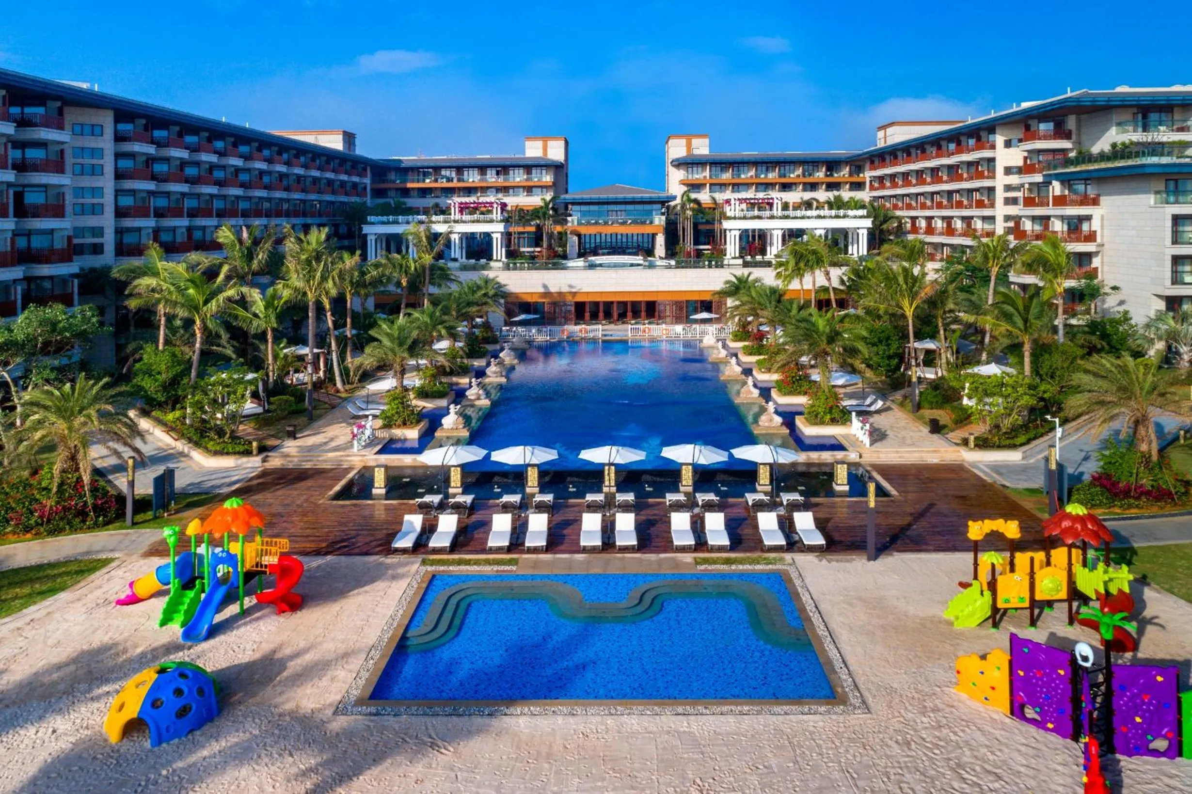 Property building in Wyndham Grand Plaza Royale Wenchang