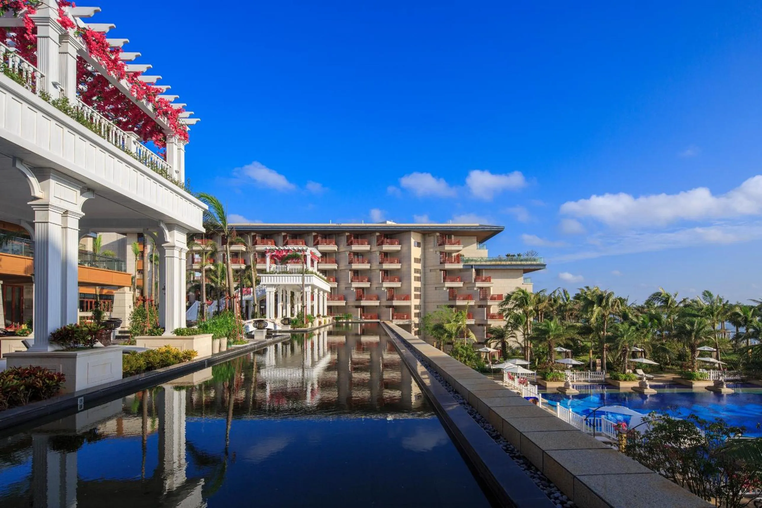 Property building in Wyndham Grand Plaza Royale Wenchang