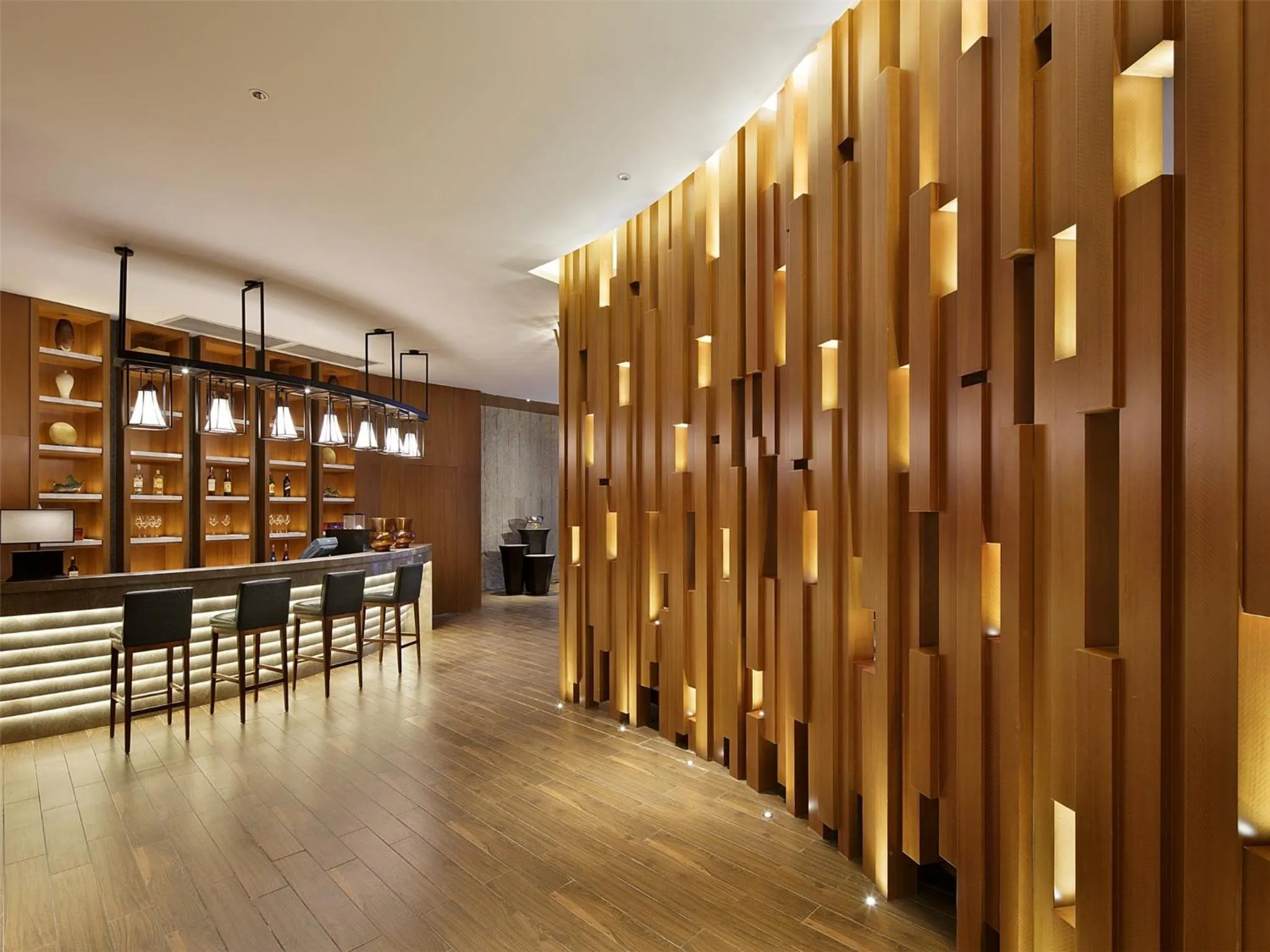 Lounge or bar in Wyndham Grand Plaza Royale Wenchang