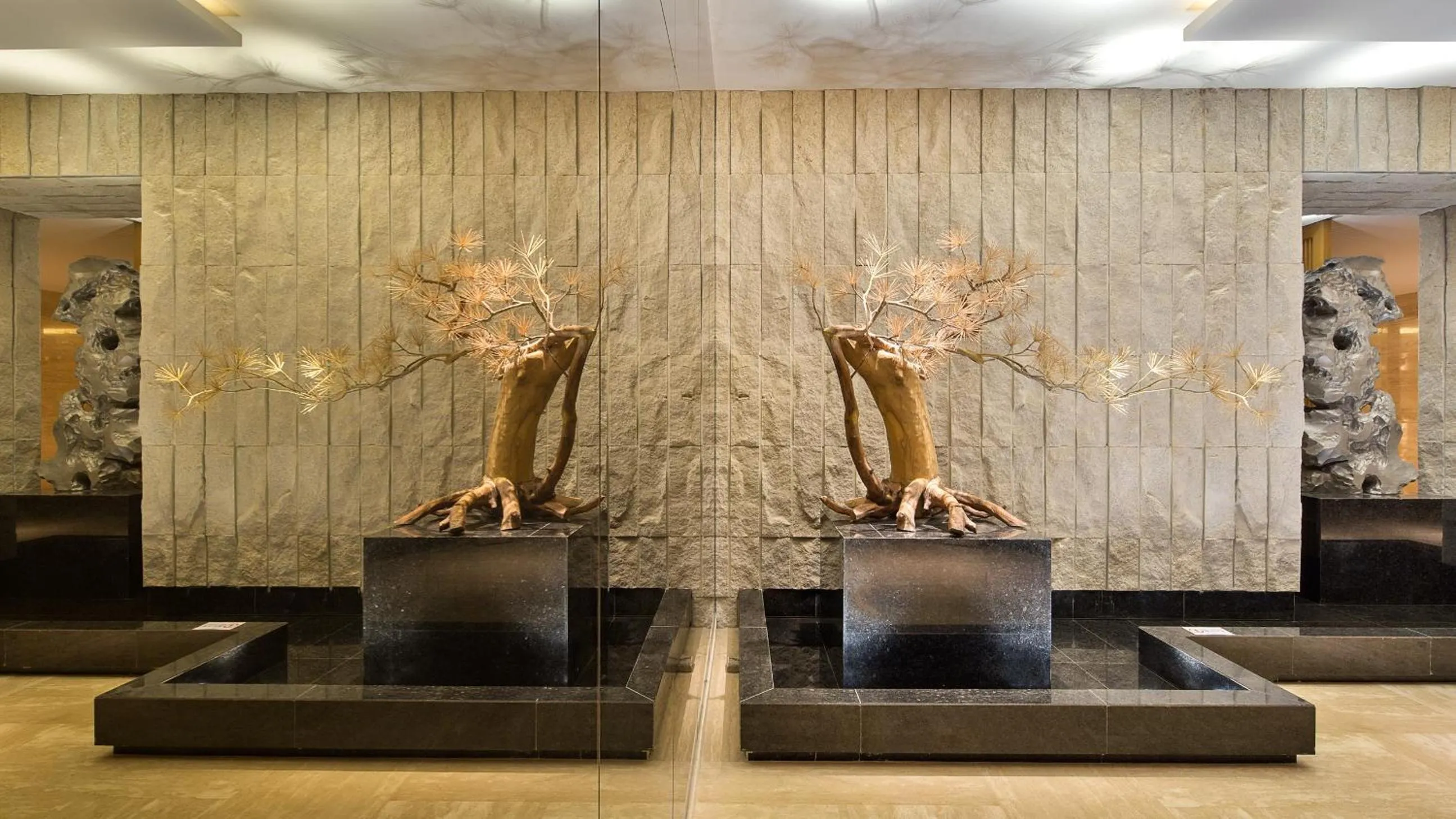 Decorative detail in Wyndham Grand Plaza Royale Wenchang