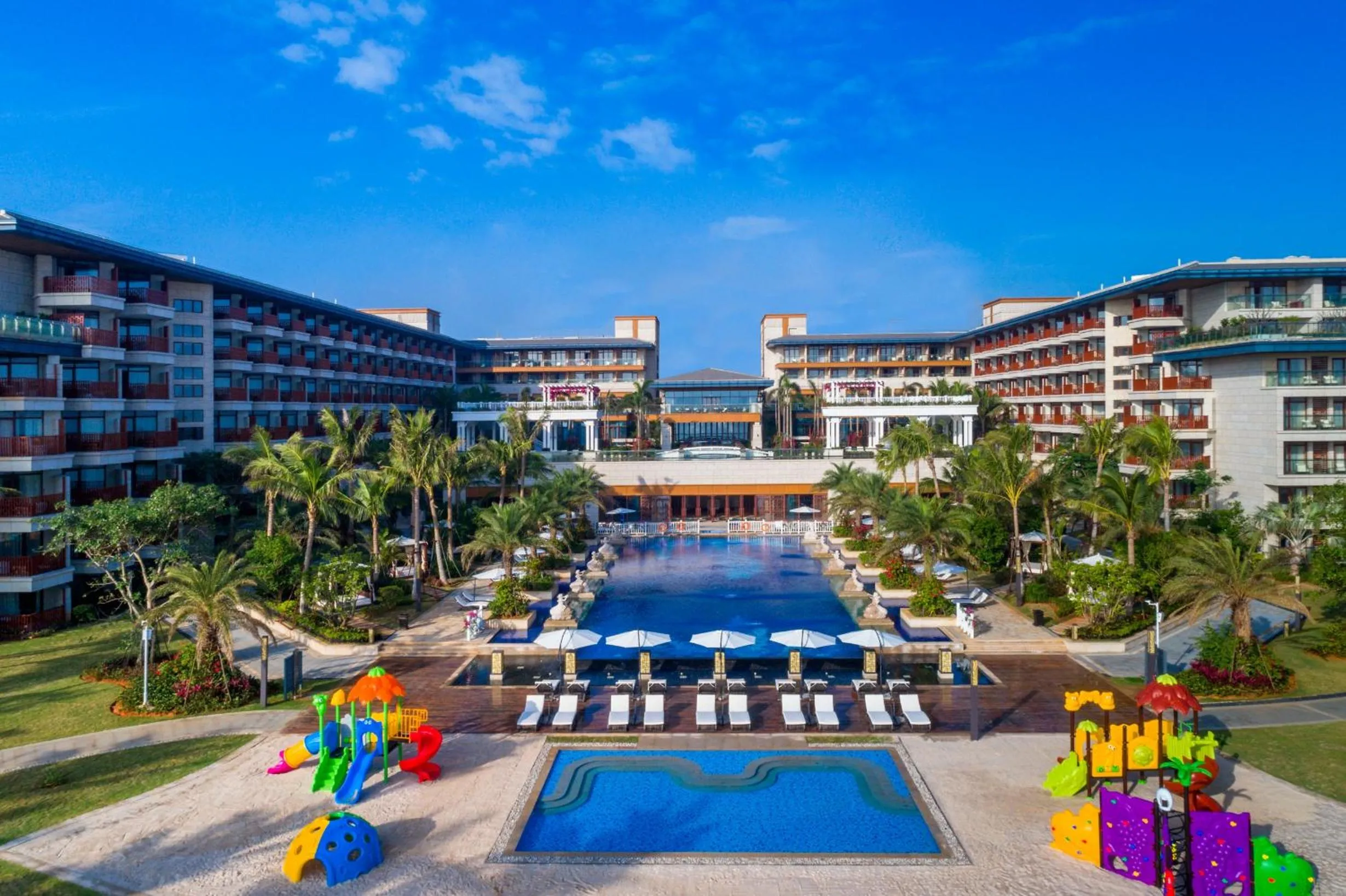 Property building in Wyndham Grand Plaza Royale Wenchang