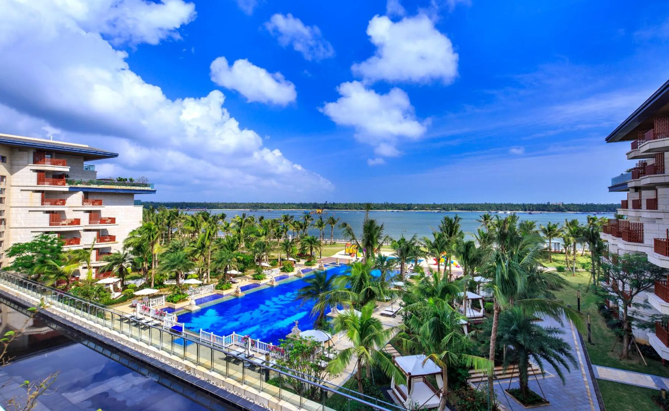 Property building in Wyndham Grand Plaza Royale Wenchang