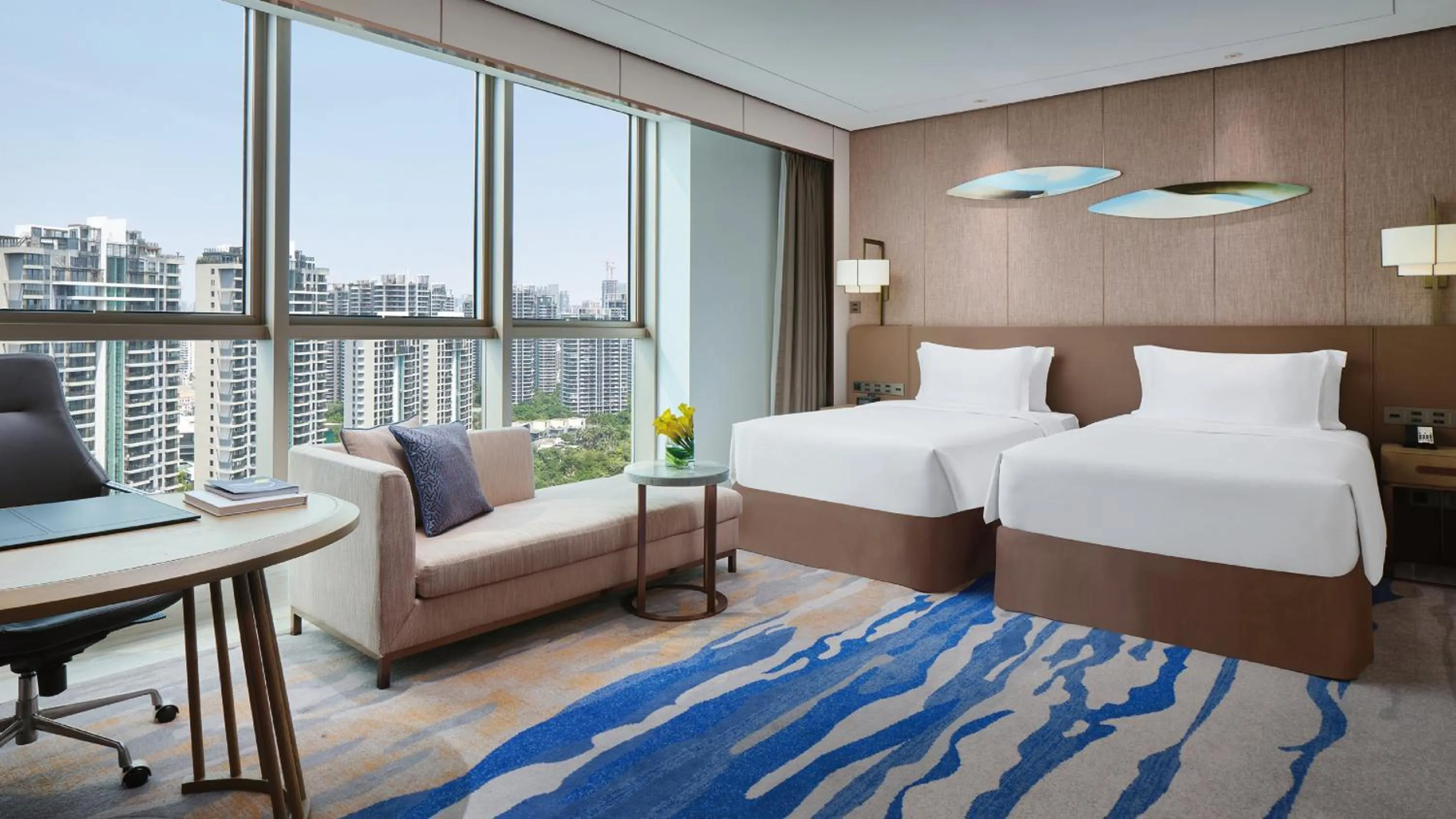 Photo of the whole room, Bed in InterContinental Xiamen by IHG