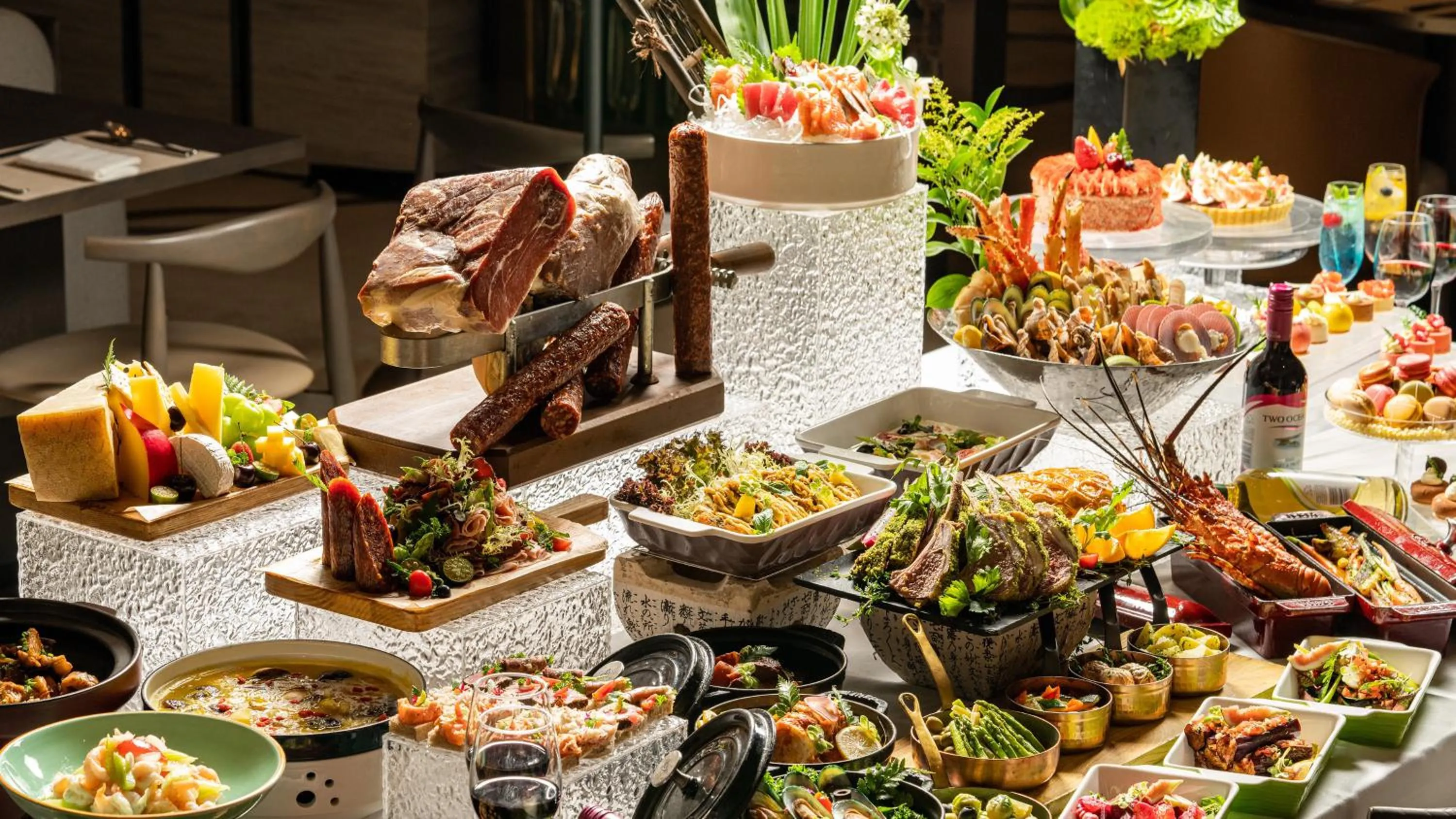 Restaurant/places to eat in InterContinental Xiamen by IHG