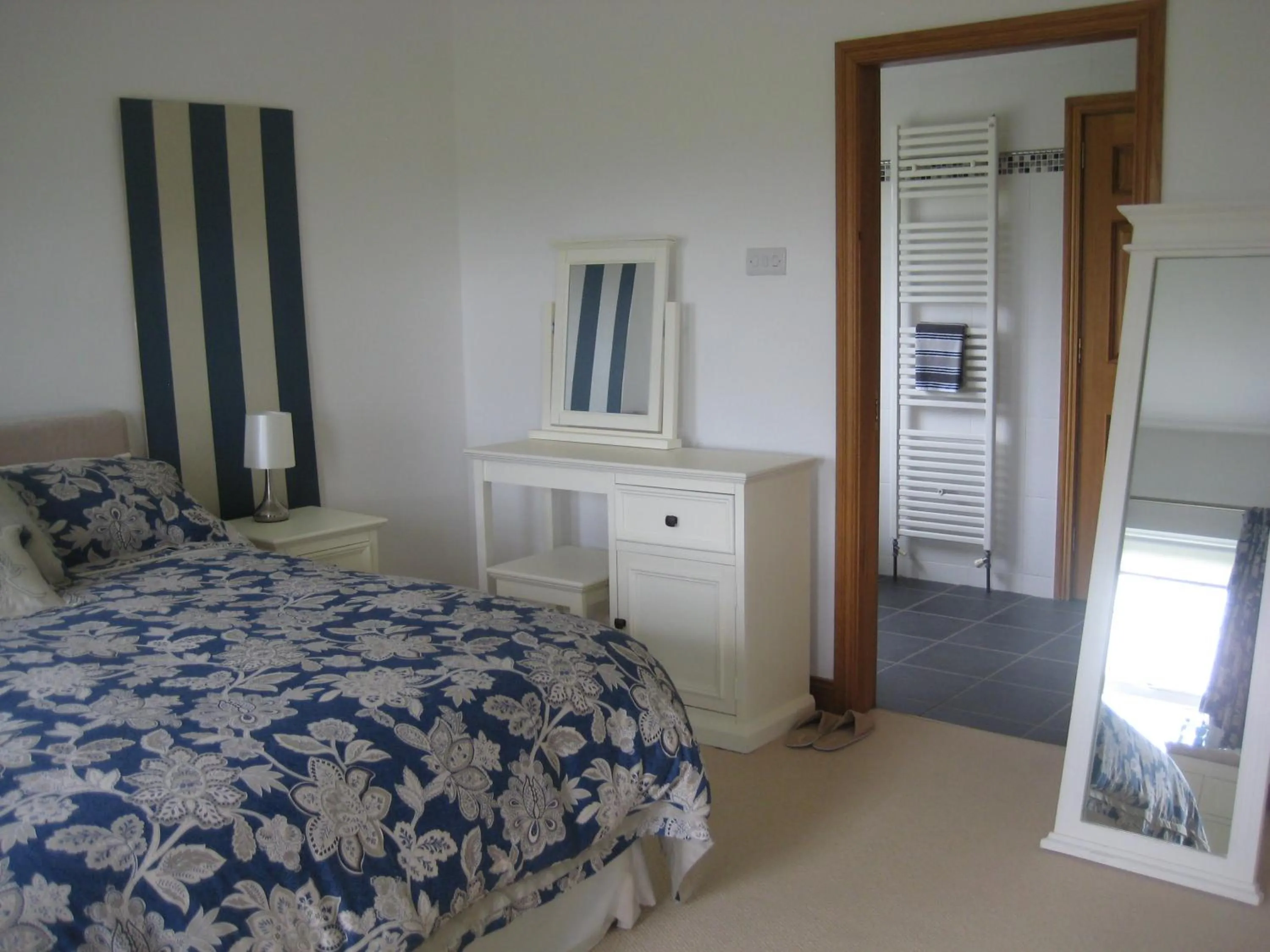 Bed in Drumspittal House Guest Accomodation