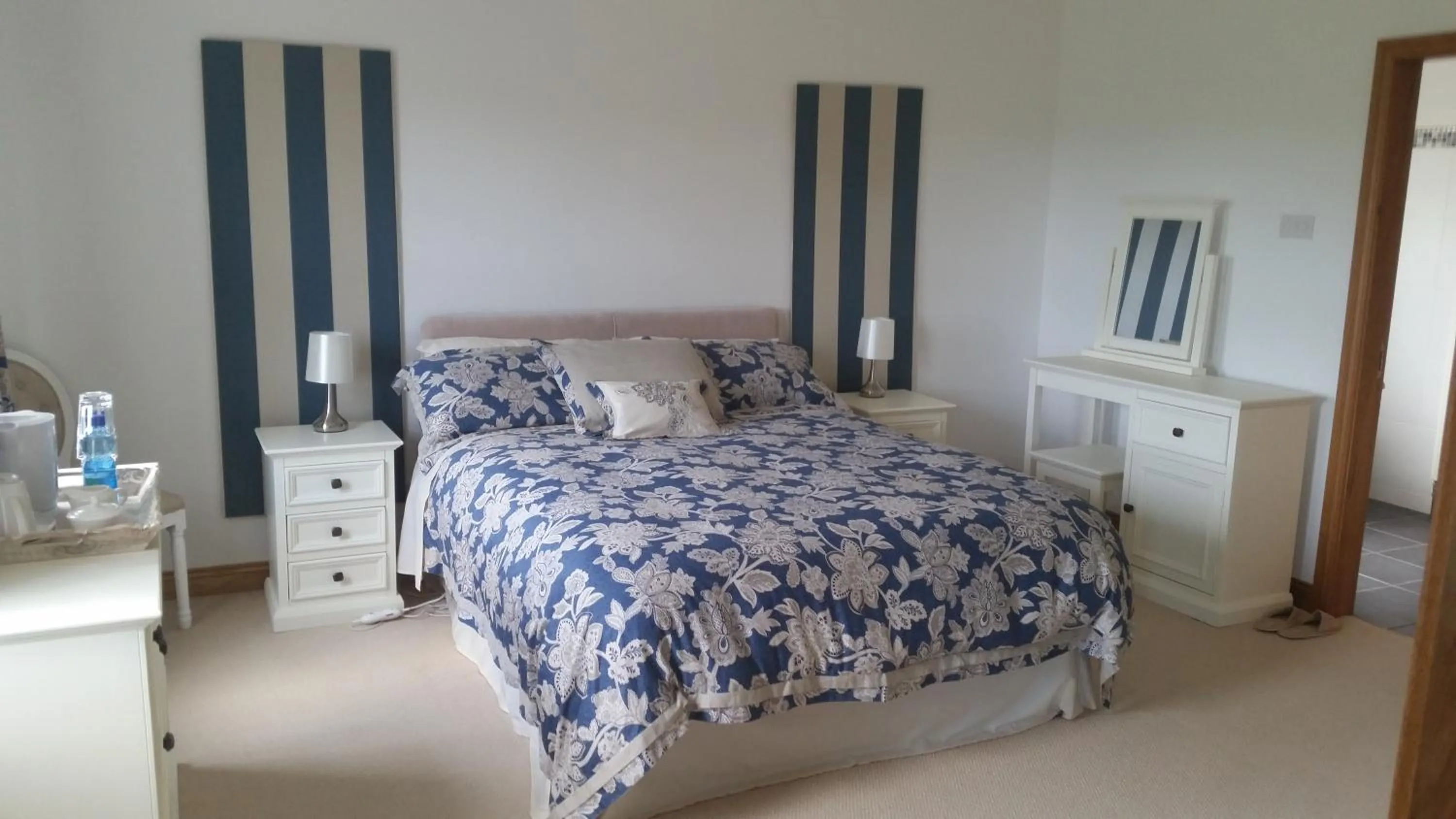 Bed in Drumspittal House Guest Accomodation