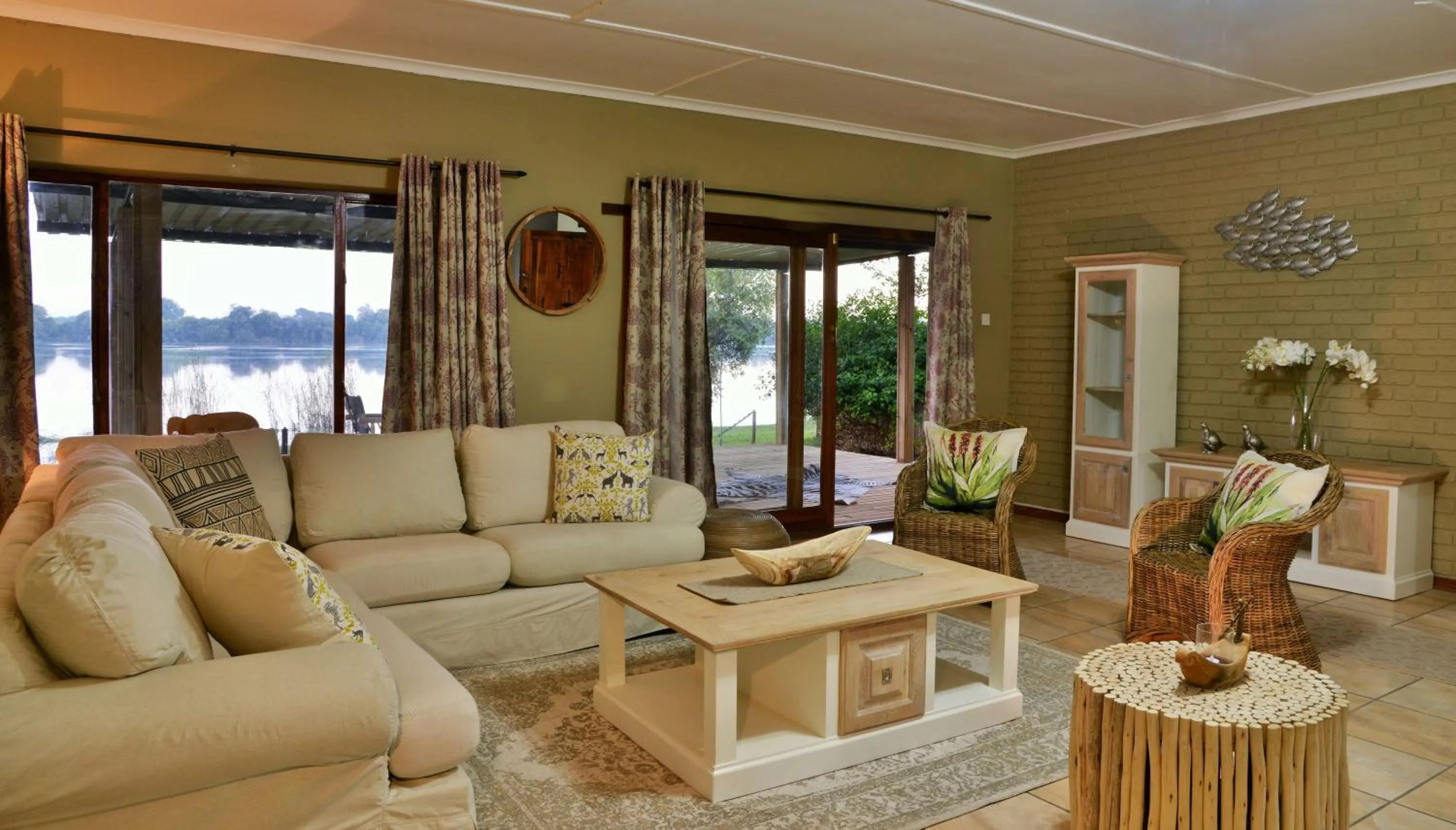 Patio in River View Lodge