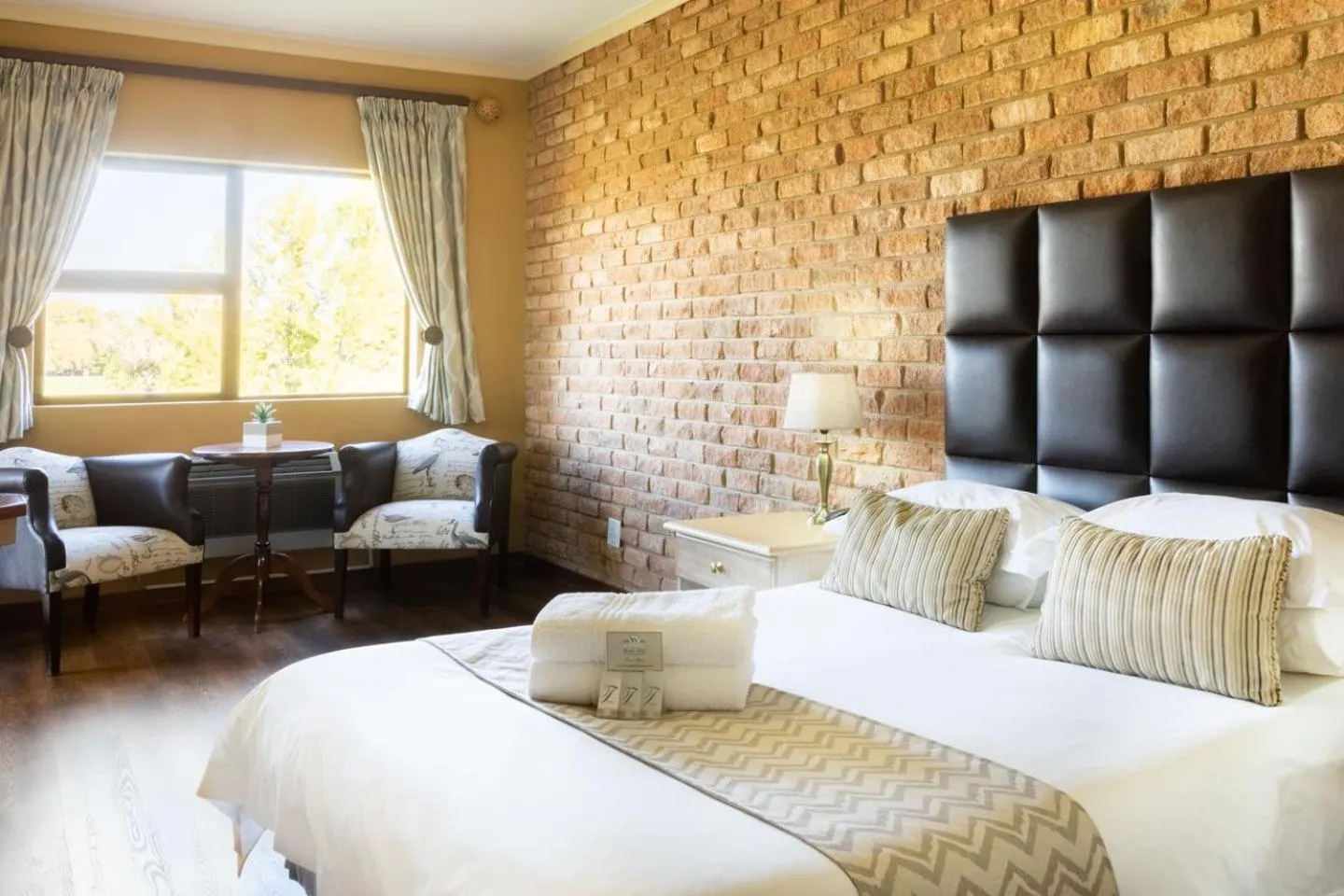 Photo of the whole room, Bed in Willows Garden Hotel Potchefstroom