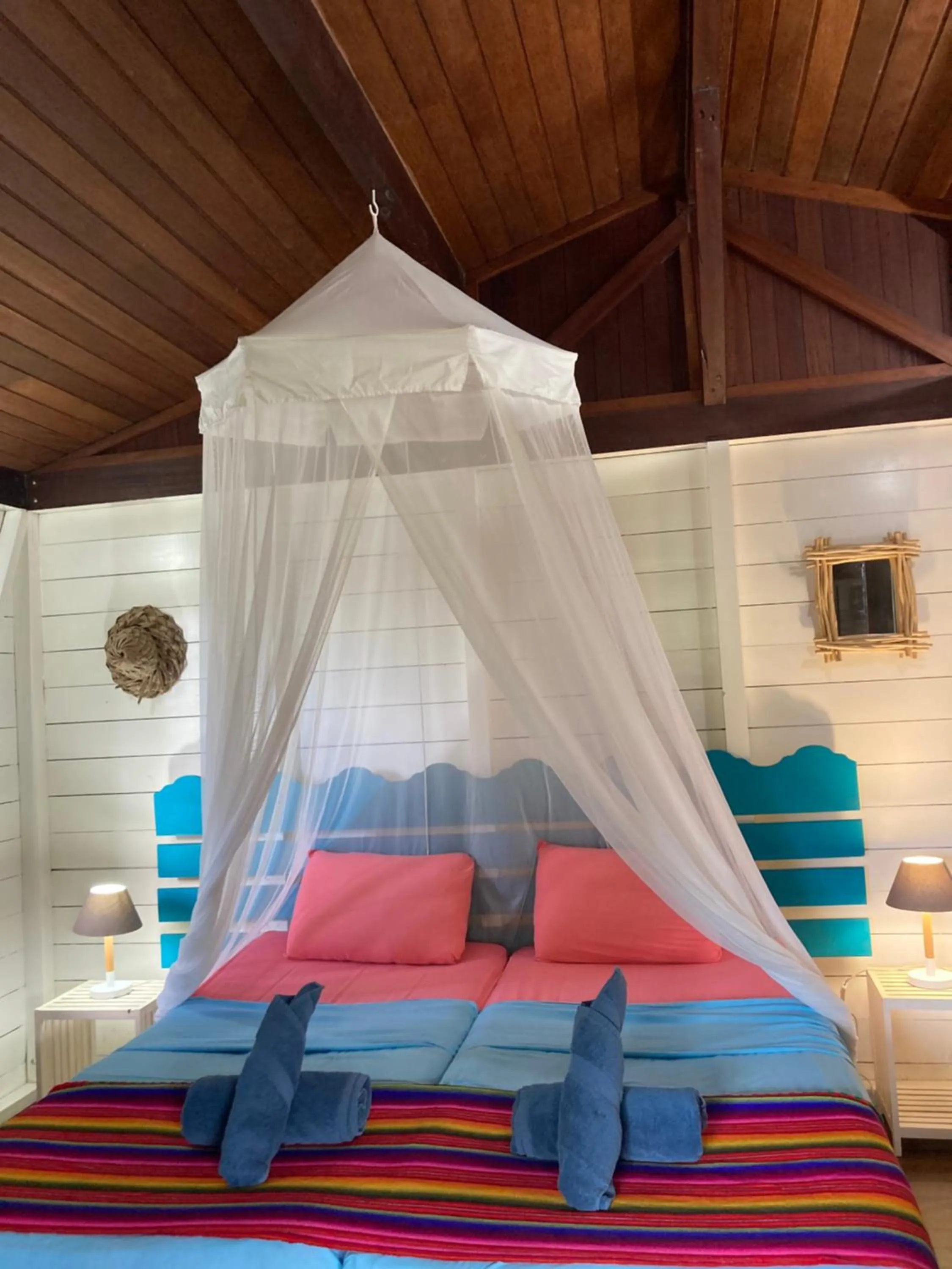 Bedroom, Bed in Piton Bungalows Ecolodges