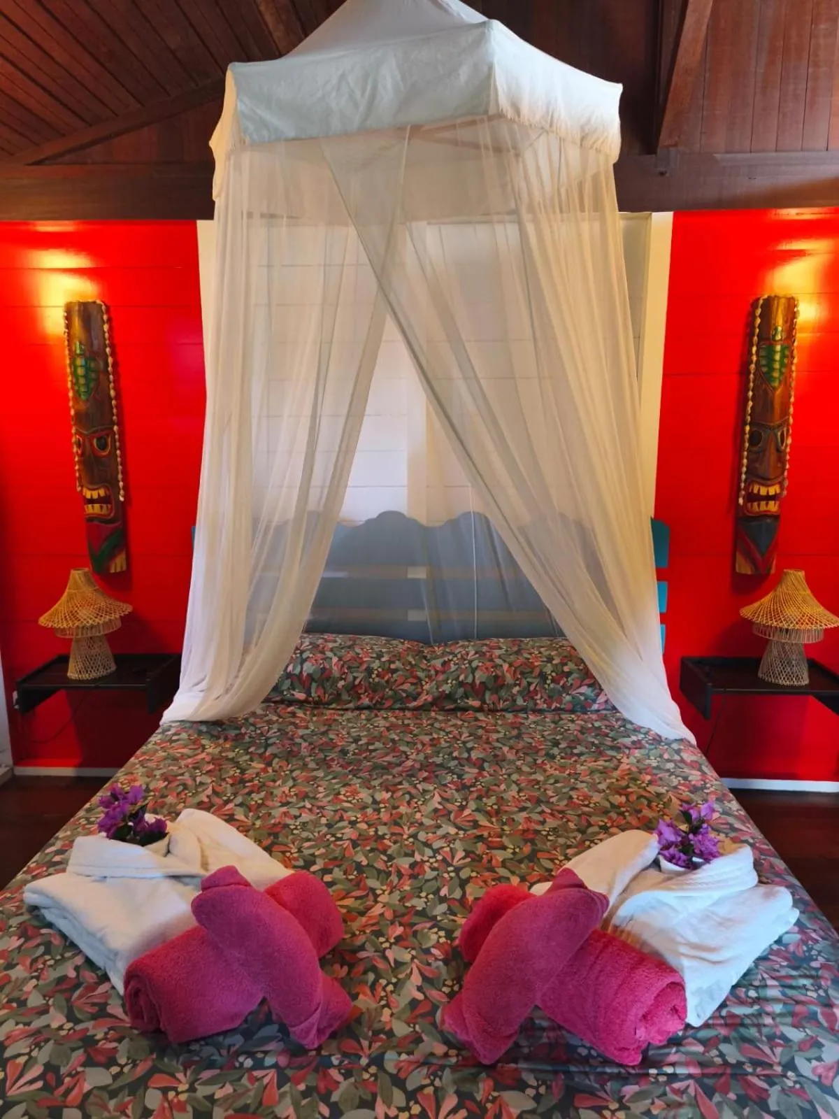 Bedroom, Bed in Piton Bungalows Ecolodges