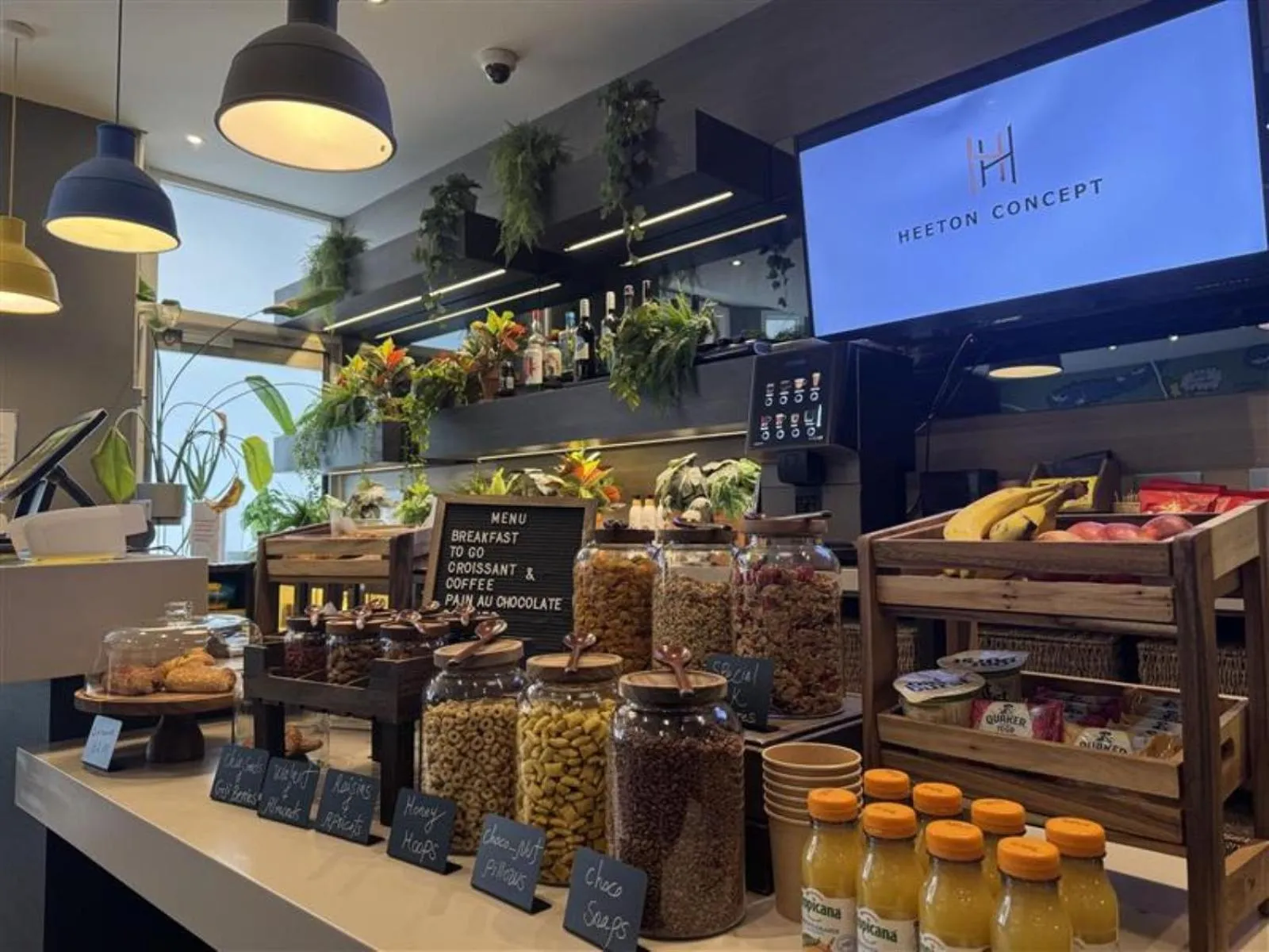 Breakfast in Heeton Concept Hotel - Kensington London