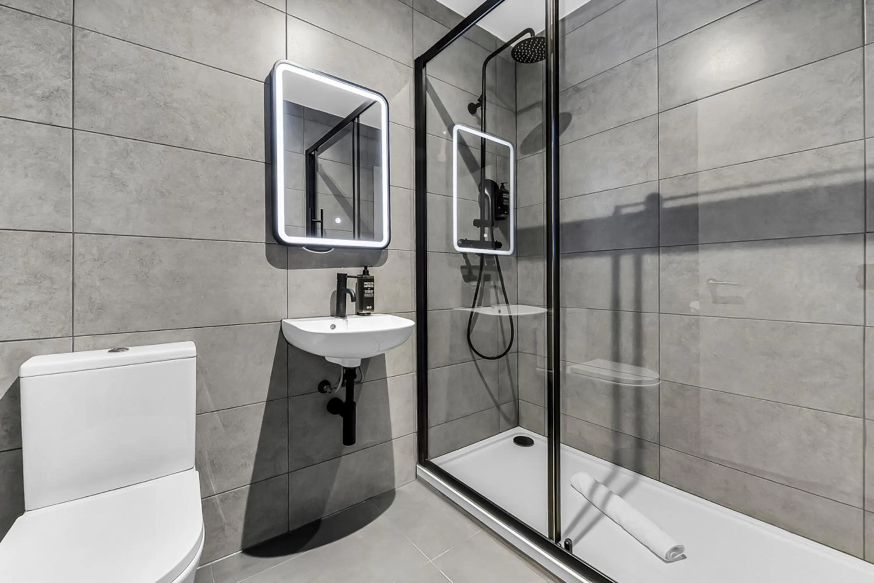 Bathroom in Heeton Concept Hotel - Kensington London