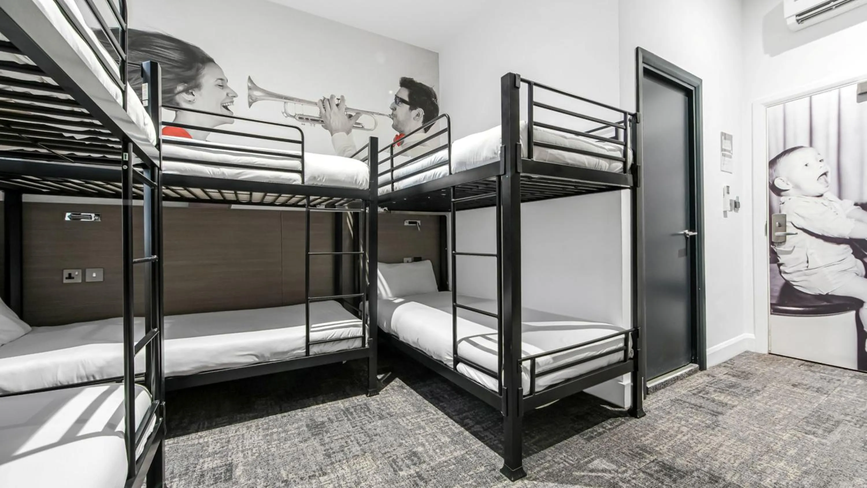 bunk bed, Bed in Heeton Concept Hotel - Kensington London
