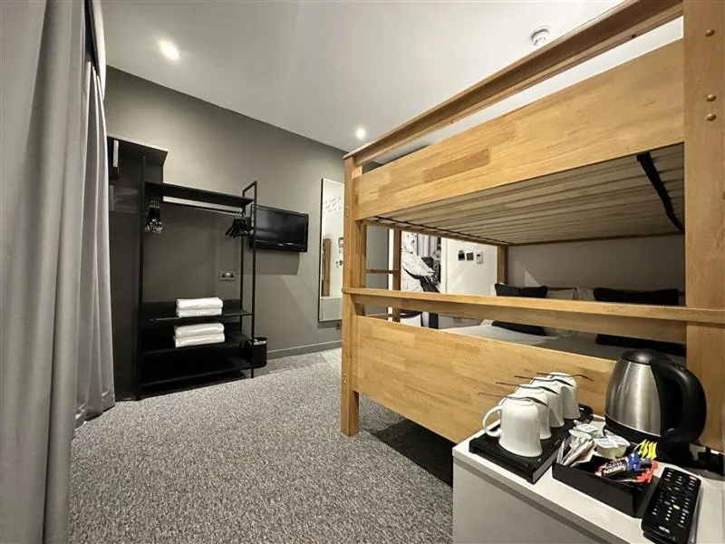 Bedroom, Bed in Heeton Concept Hotel - Kensington London