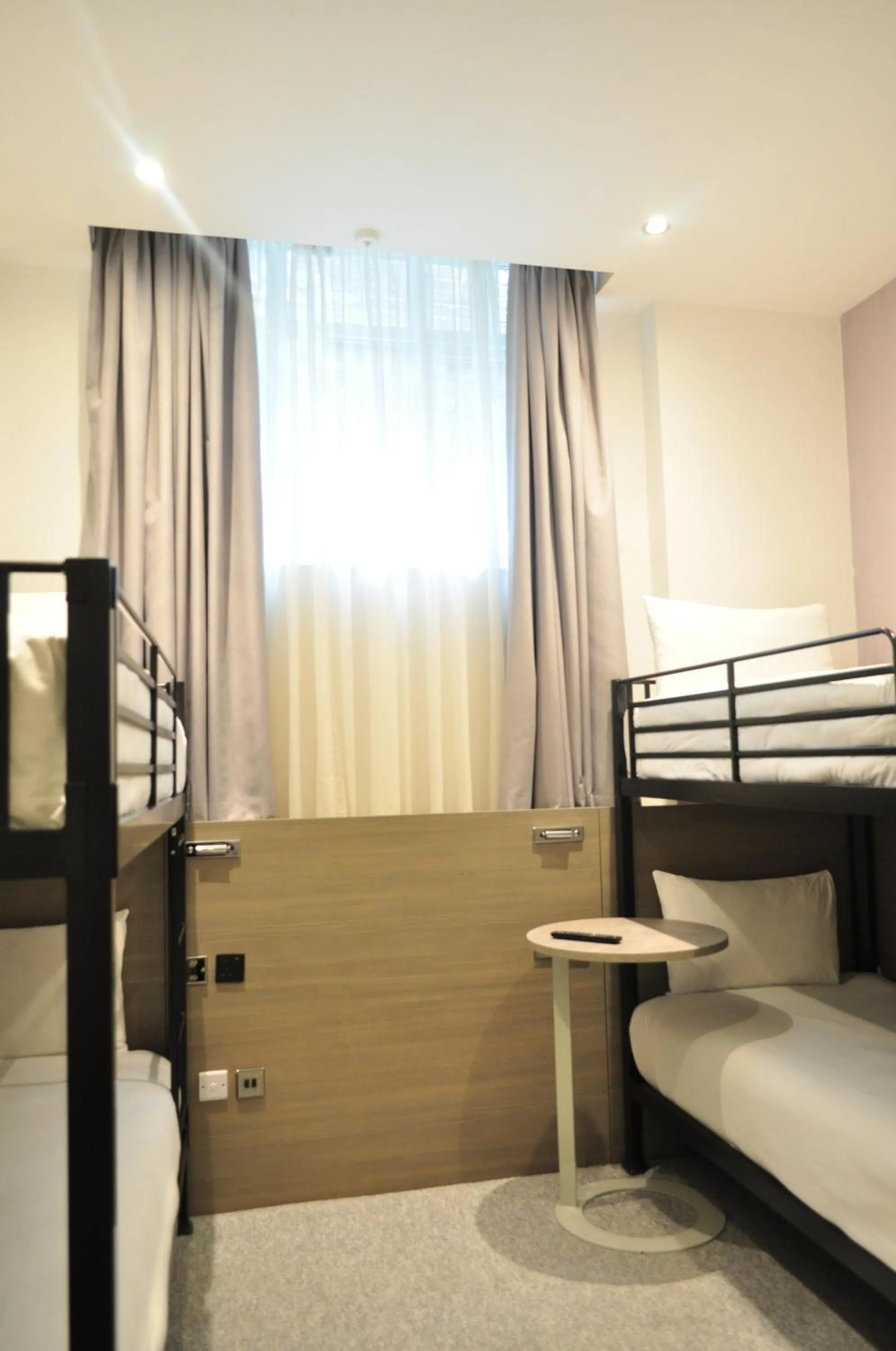 Bedroom, Bed in Heeton Concept Hotel - Kensington London
