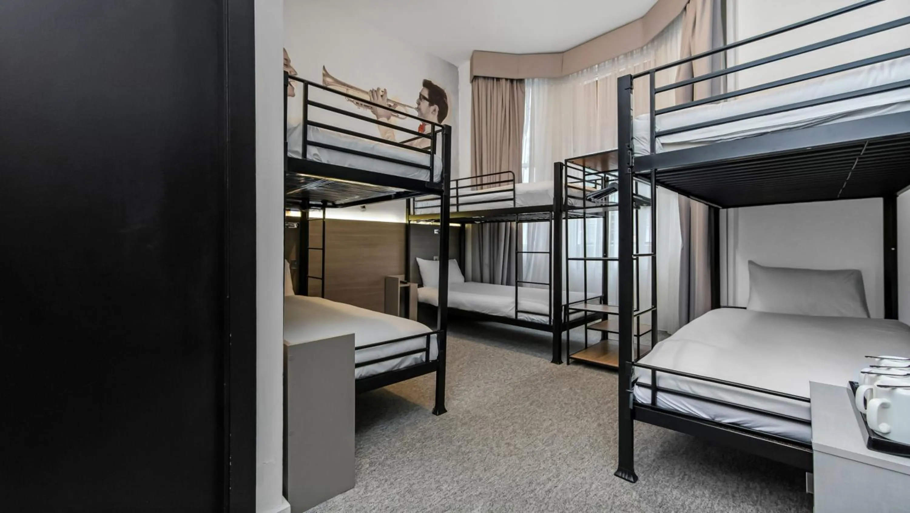 Bedroom, Bed in Heeton Concept Hotel - Kensington London