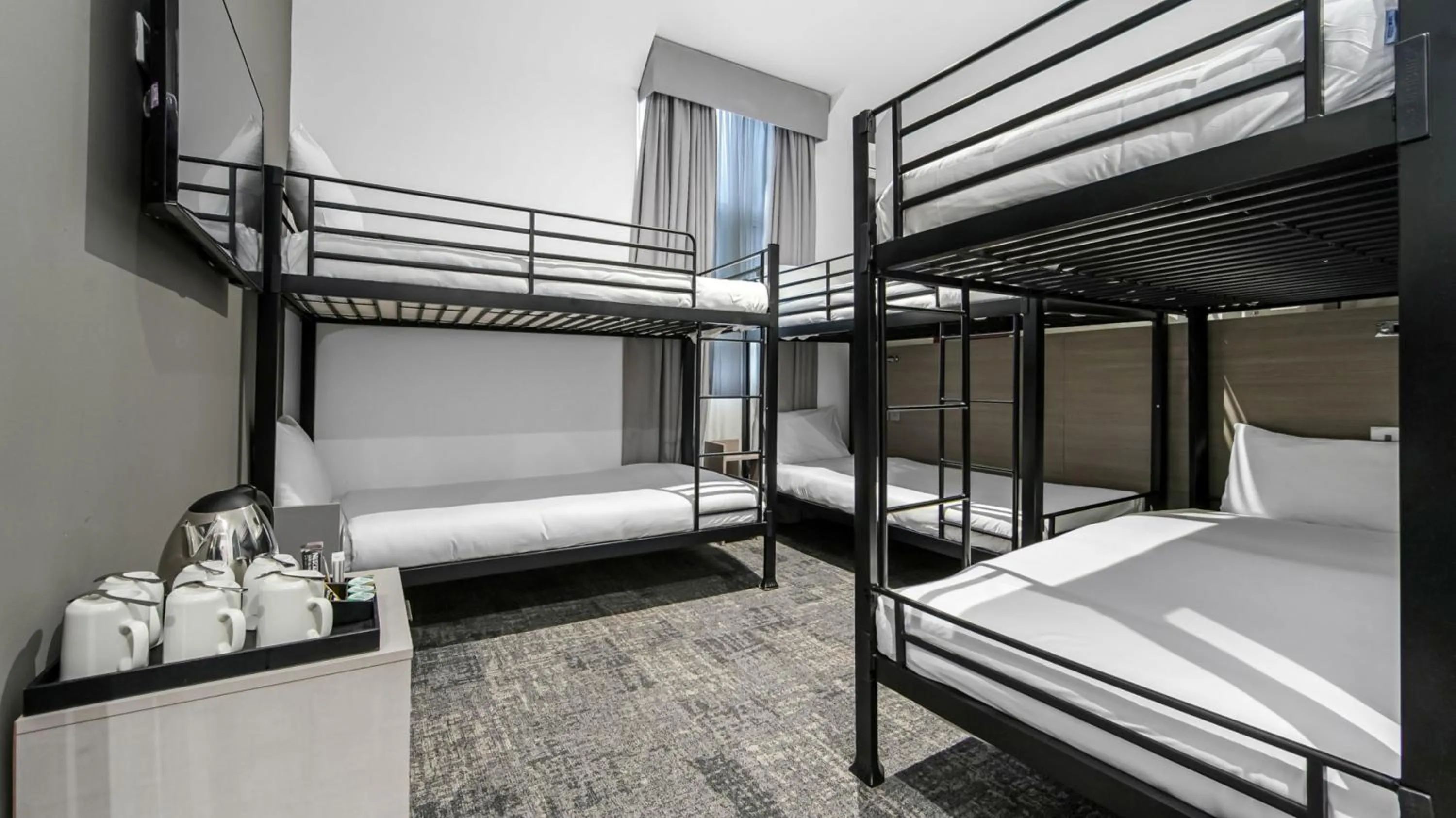 Bedroom, Bed in Heeton Concept Hotel - Kensington London