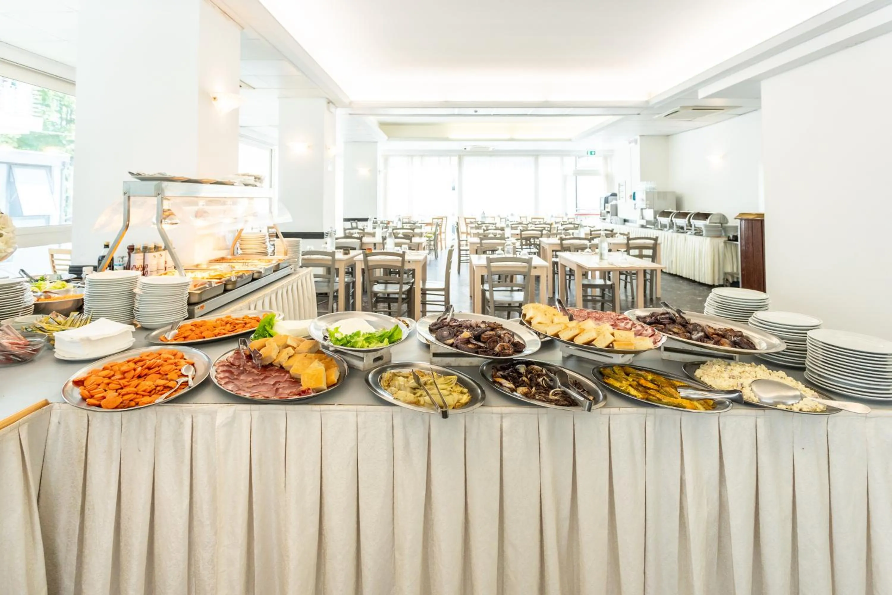Dining area in Hotel Aiglon