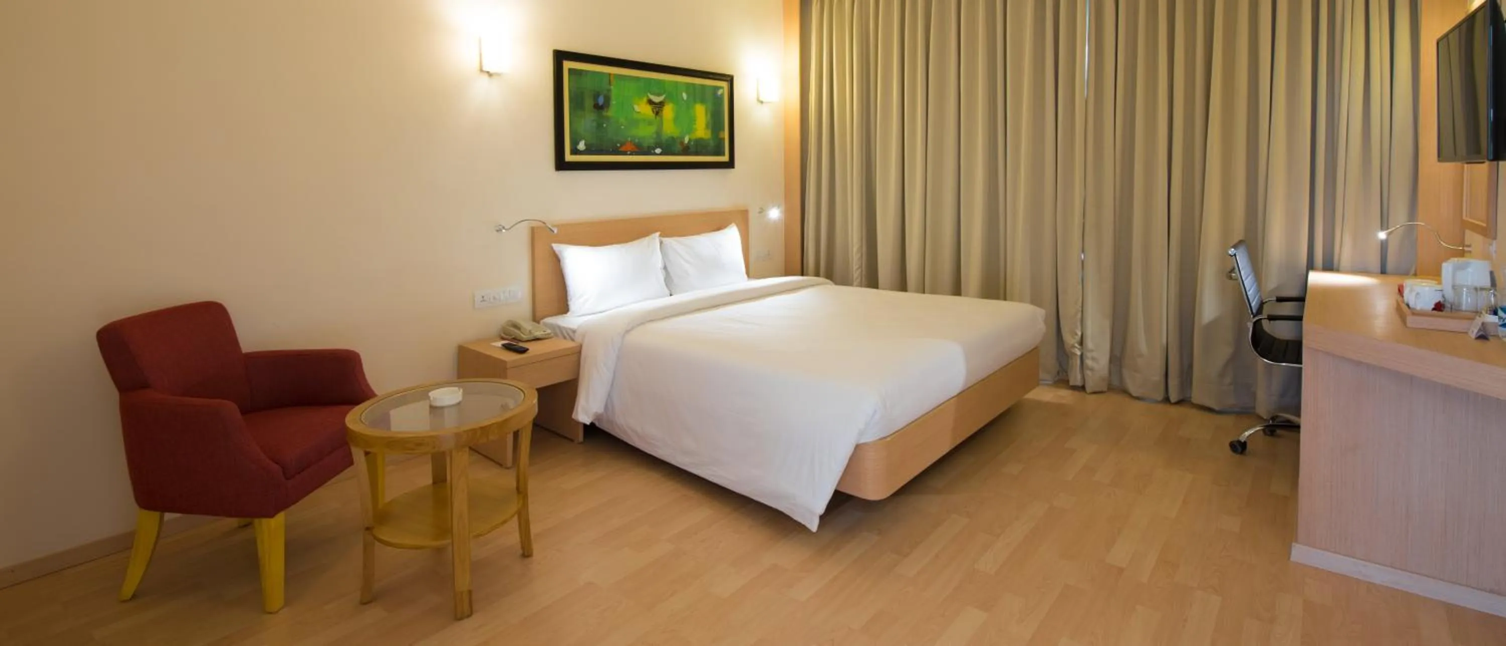 Bed in Red Fox by Lemon Tree Hotels, Tiruchirappalli Trichy