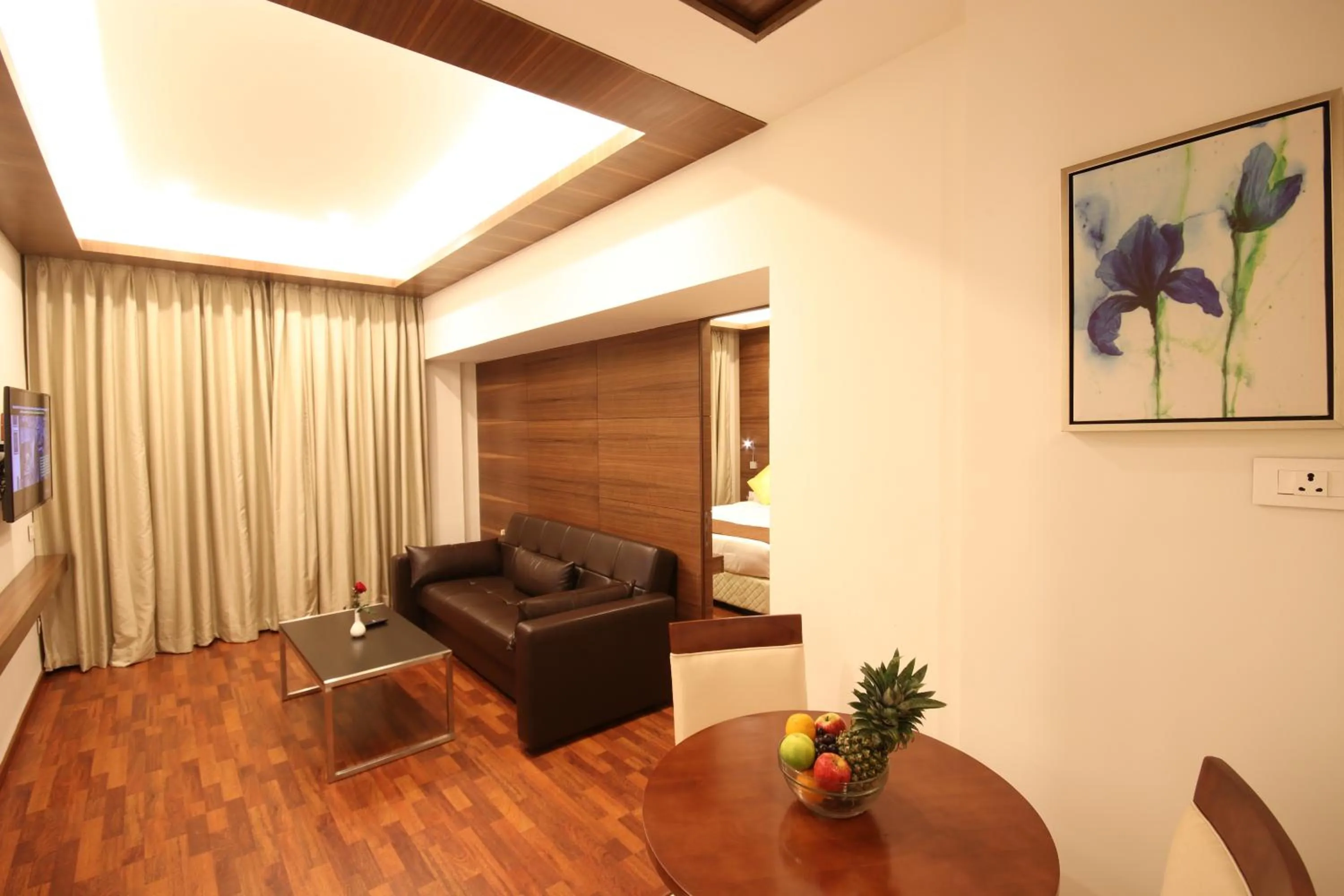 TV and multimedia in Khanna Fiesta - A Bergamont Hotel, Vellore