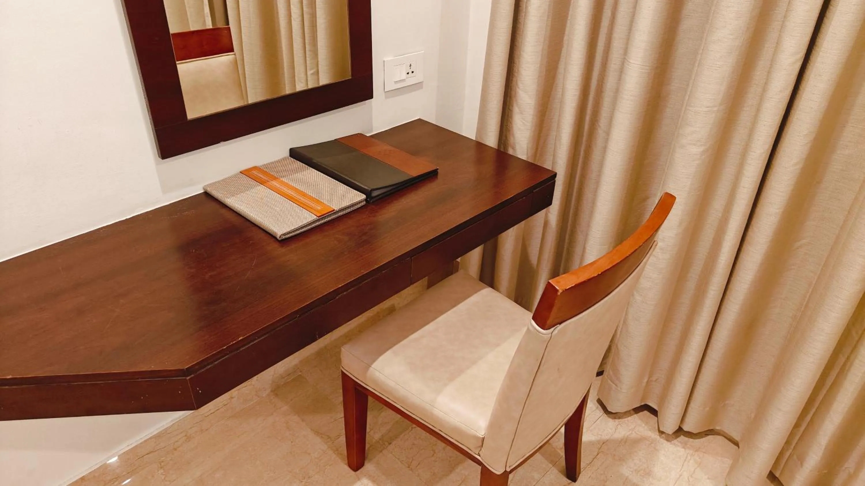 Seating area in Khanna Fiesta - A Bergamont Hotel, Vellore