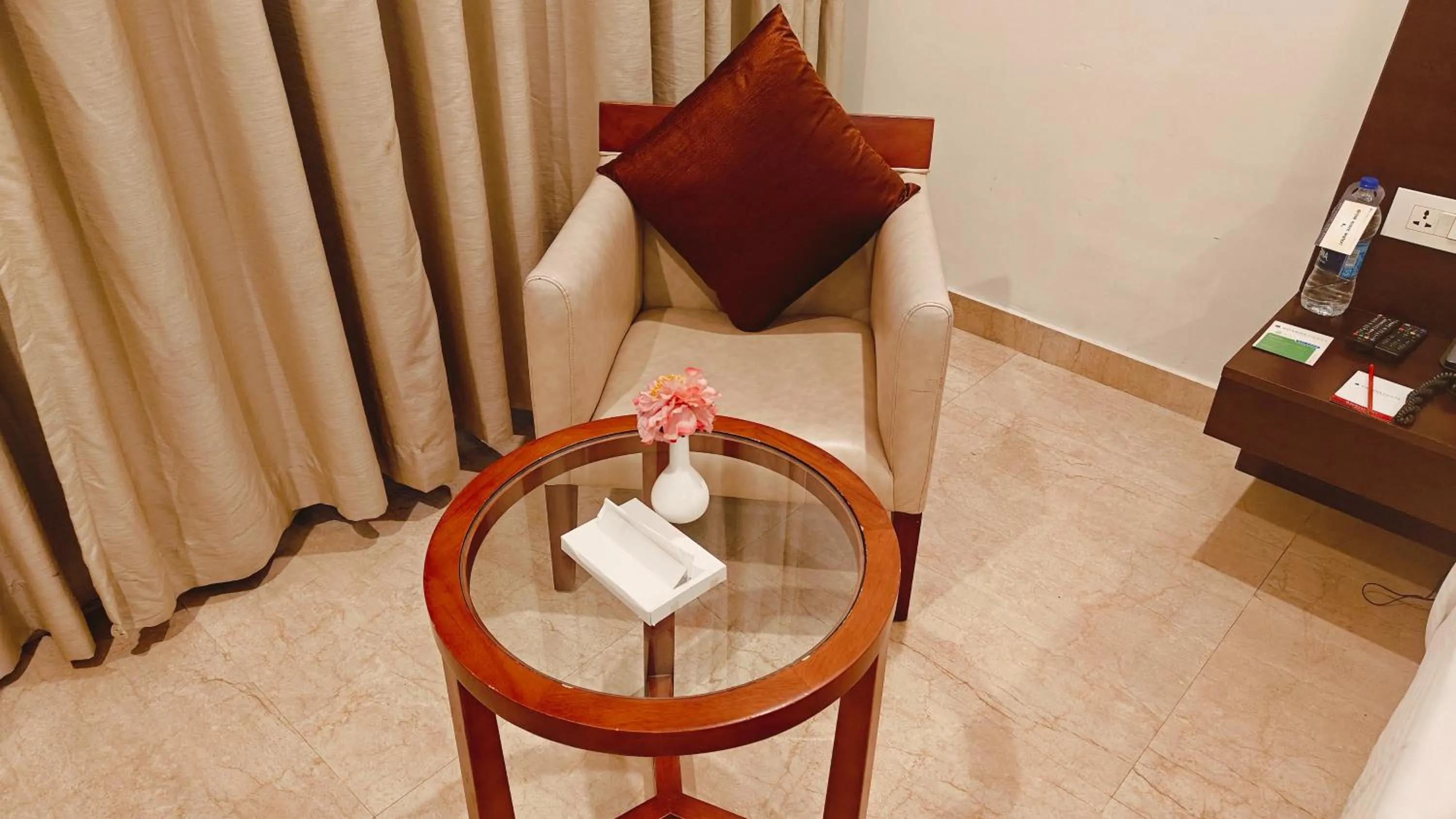 Photo of the whole room in Khanna Fiesta - A Bergamont Hotel, Vellore